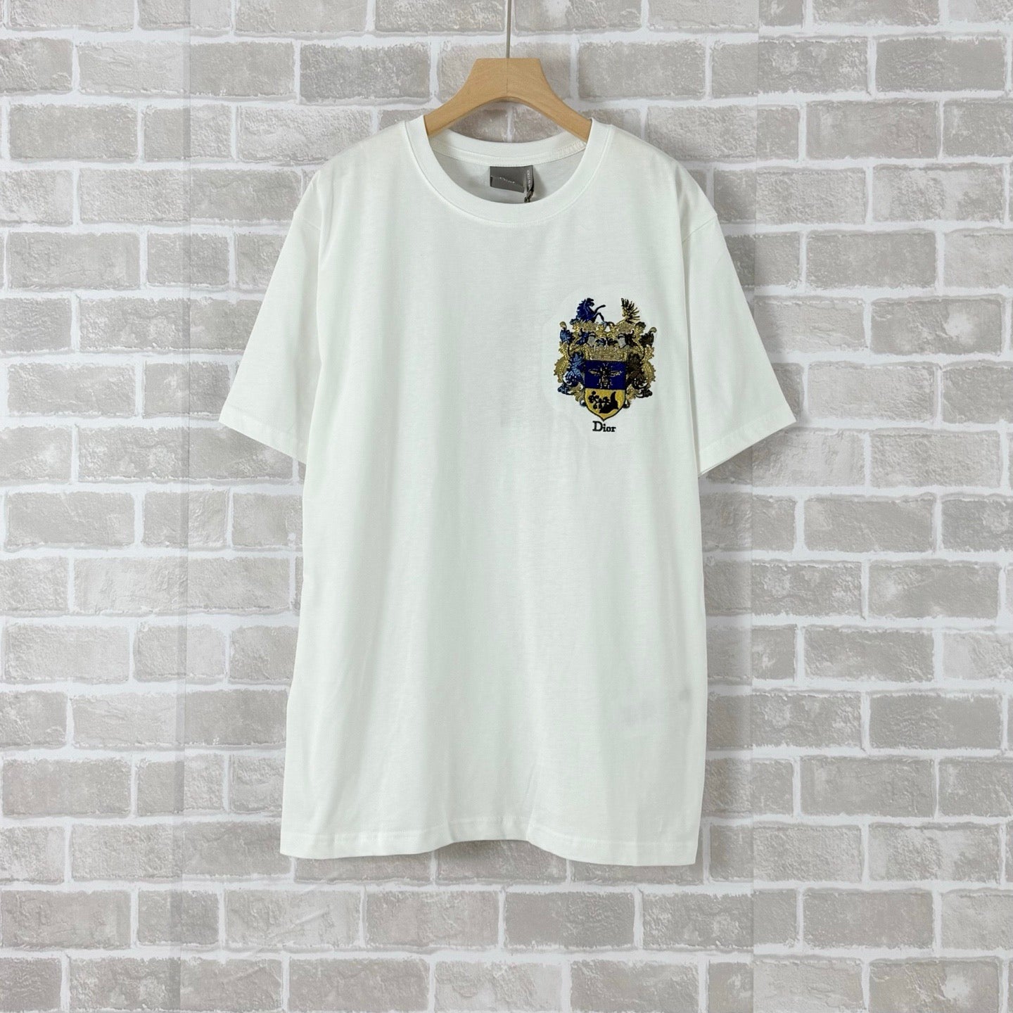 White T-shirt