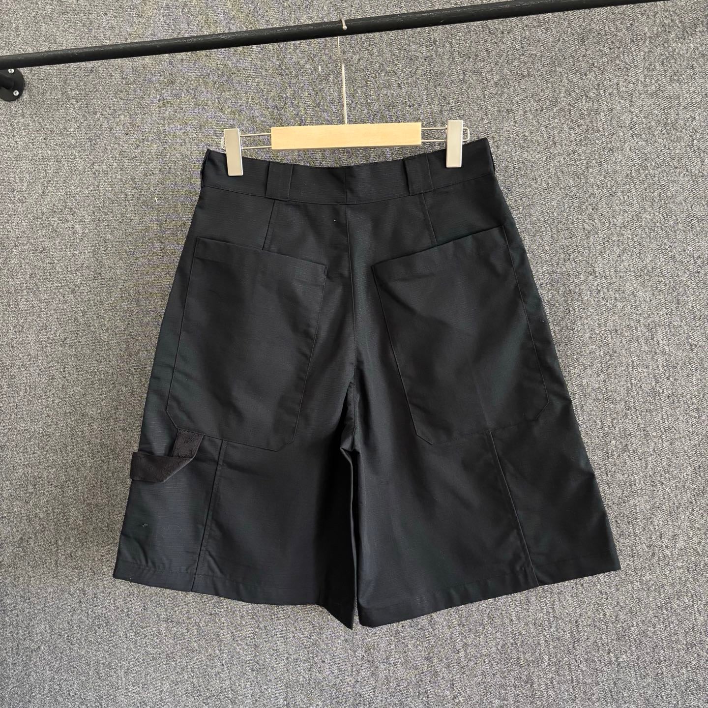 Black Short