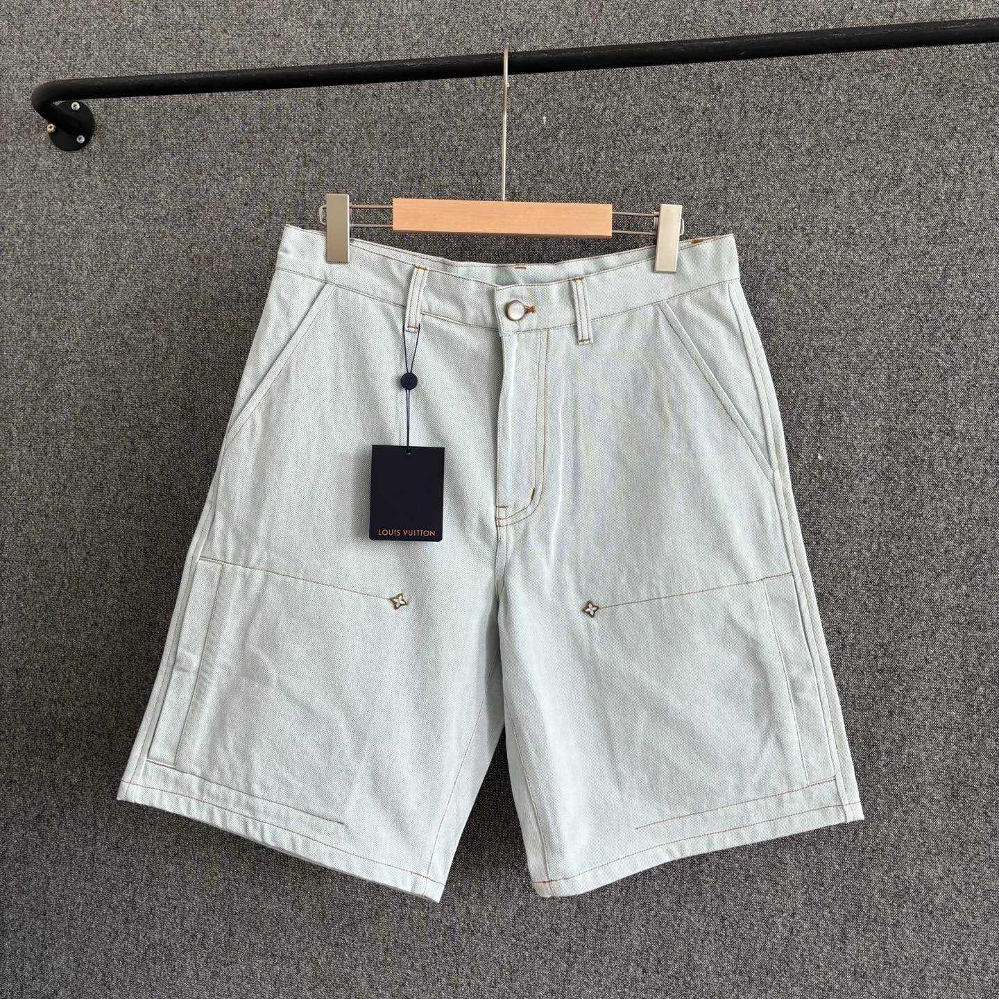 White Short