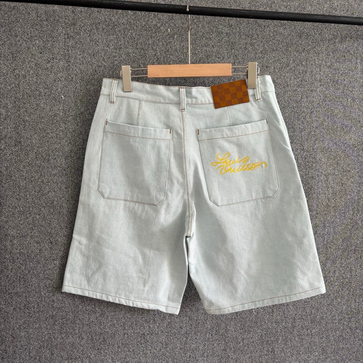 White Short