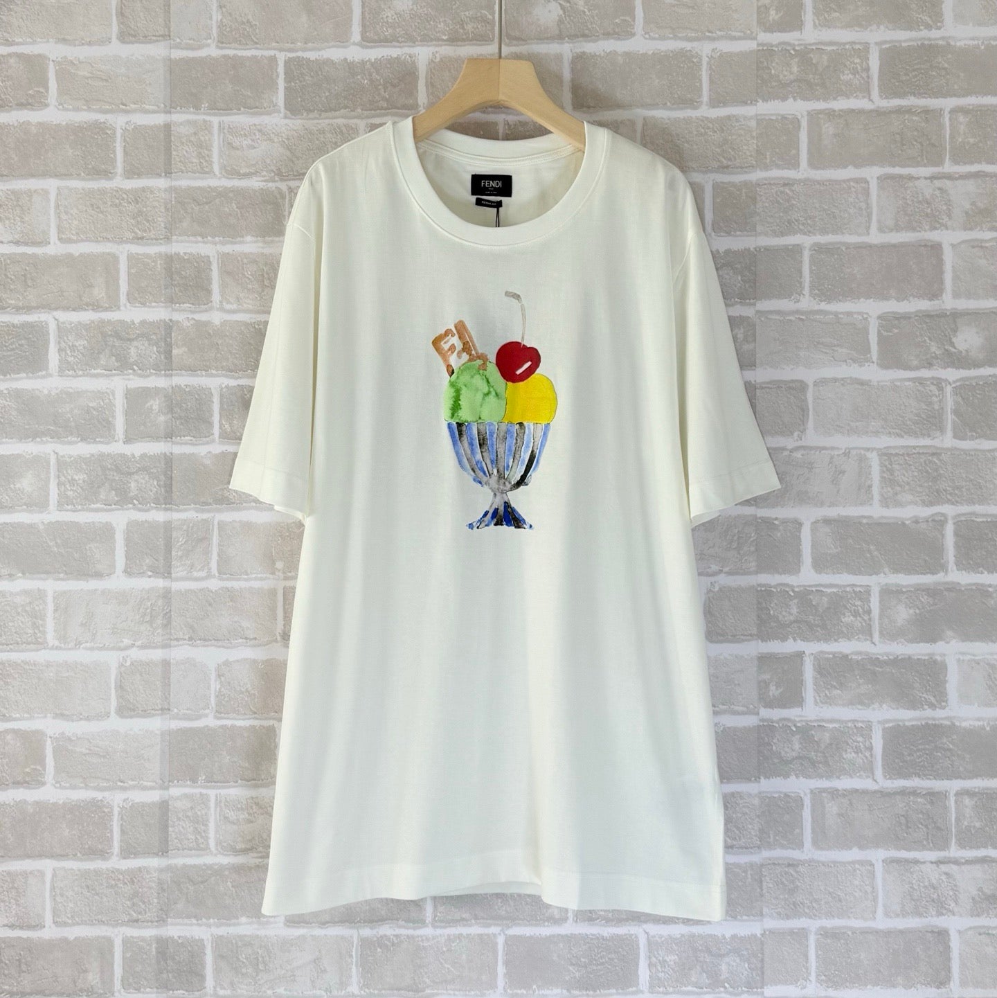 White T-shirt