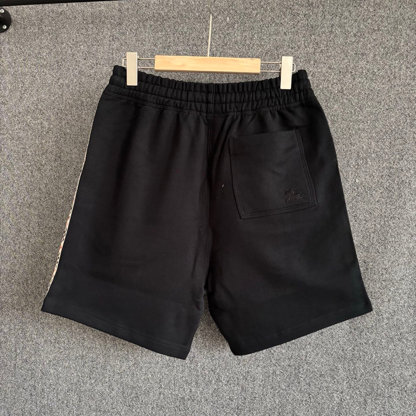 Black Short