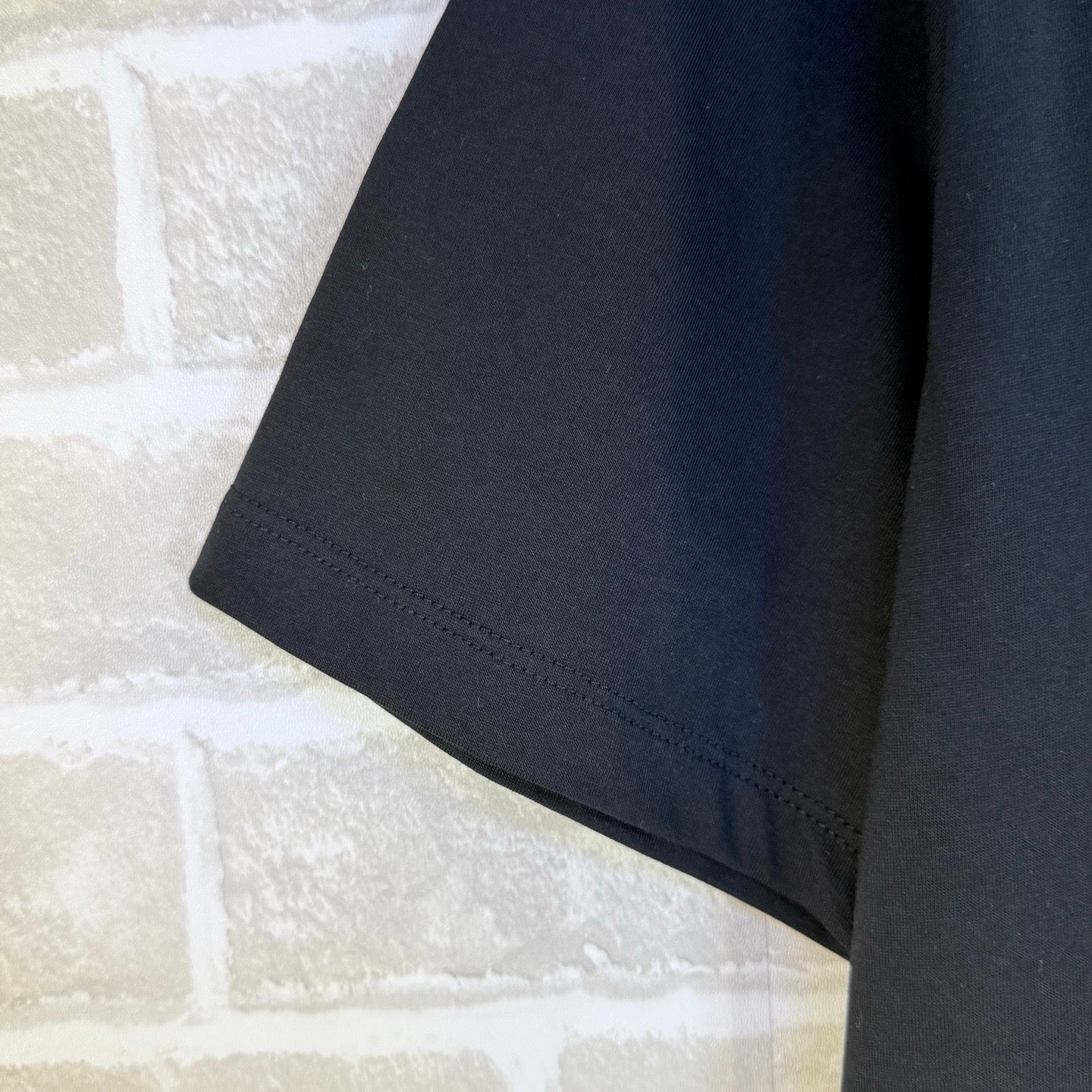 Black and White T-shirt - FashionHype.xyz