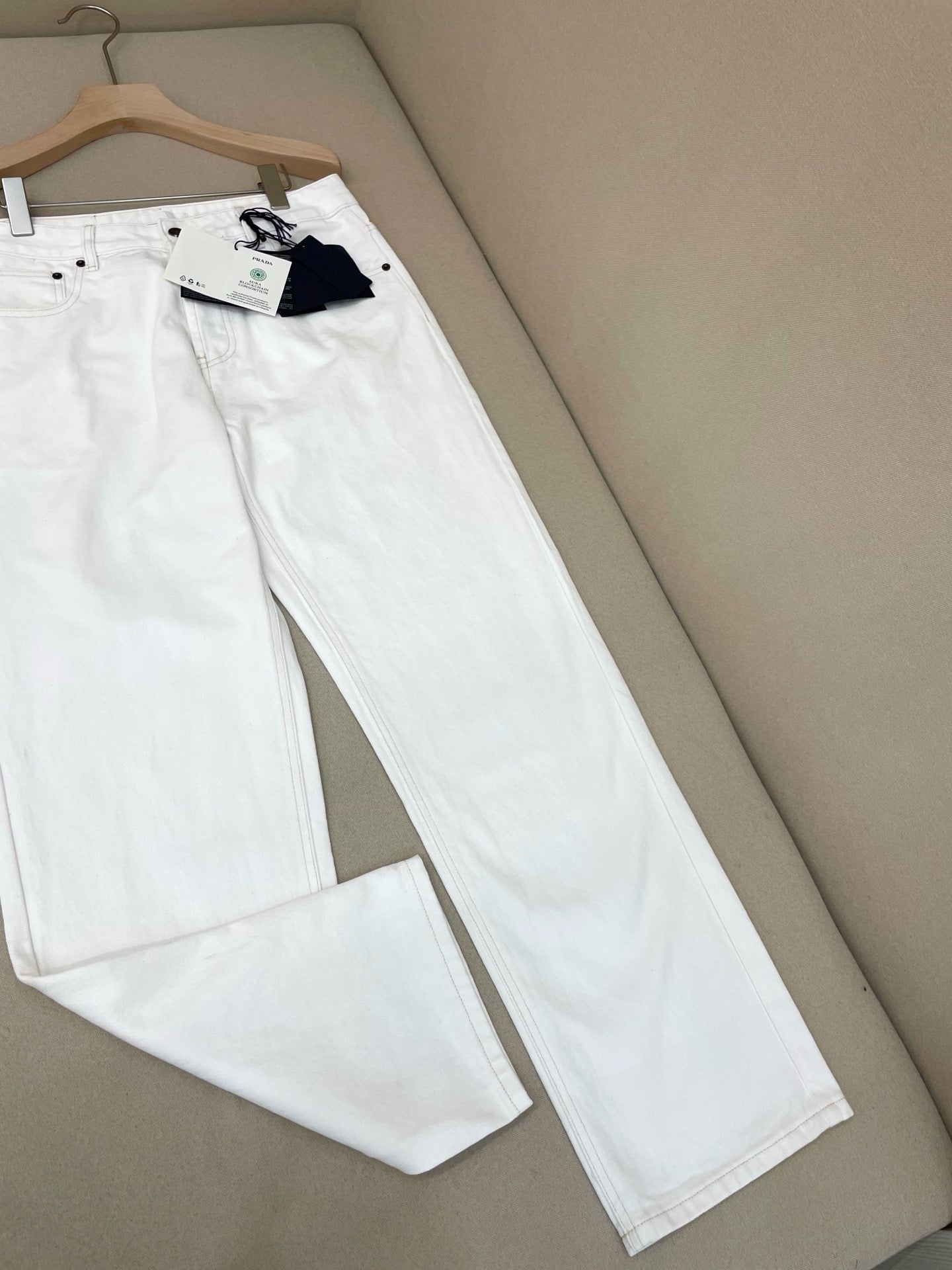 White Pant