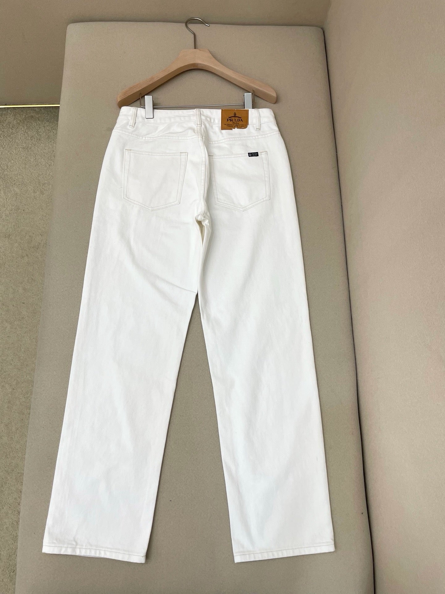 White Pant