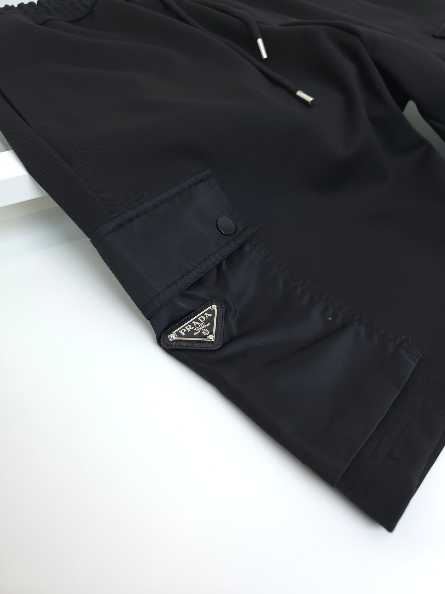 Black Short
