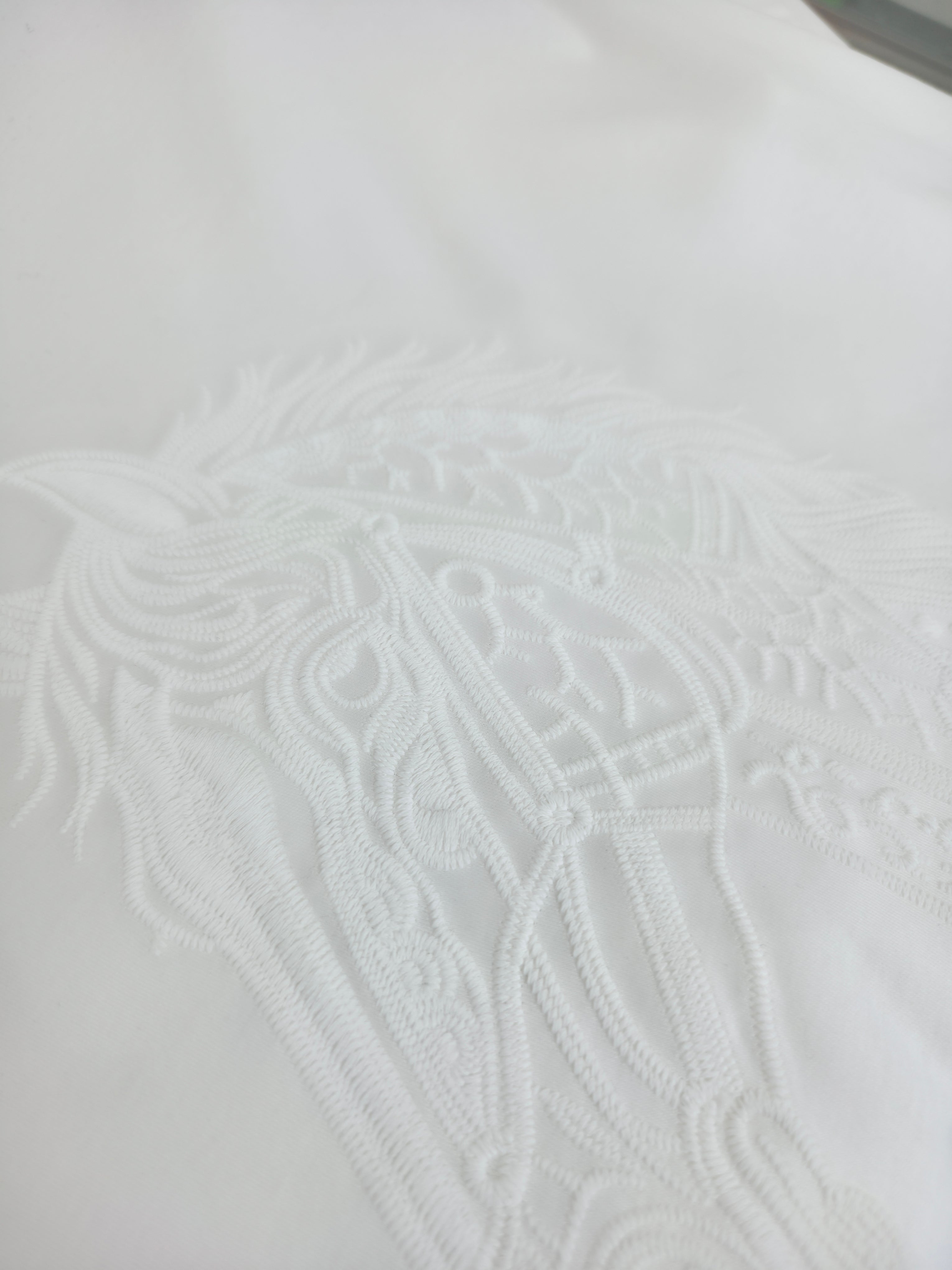 Black and White T-shirt - FashionHype.xyz