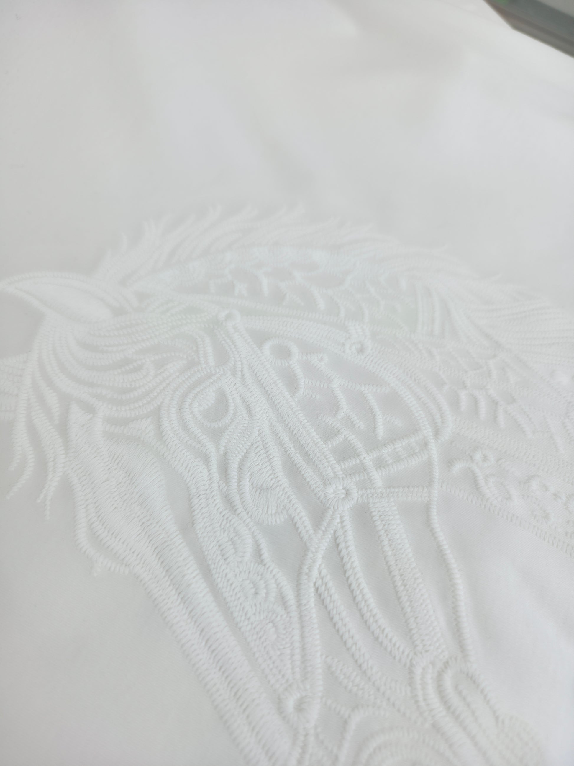 Black and White T-shirt - FashionHype.xyz