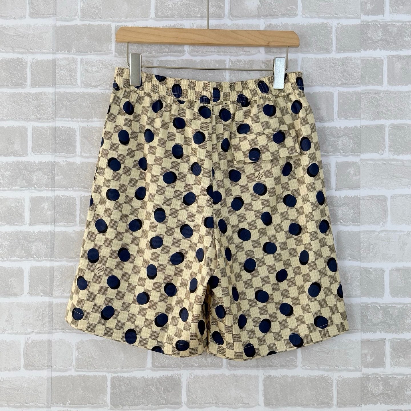 Multi-color Short
