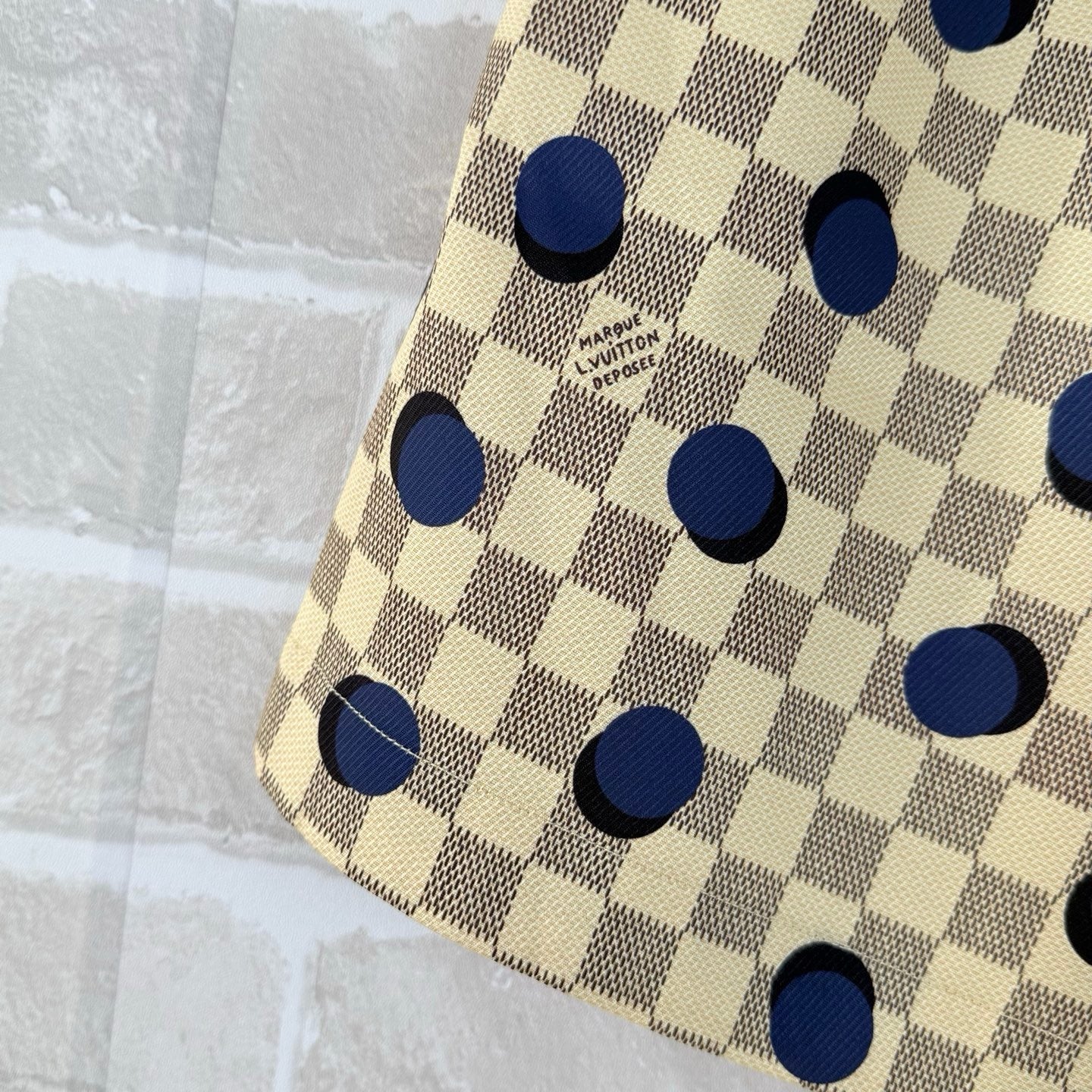 Multi-color Short