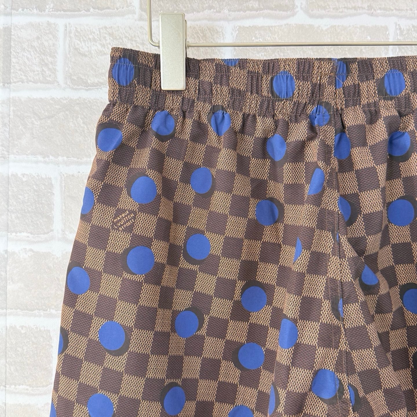Multi-color Short