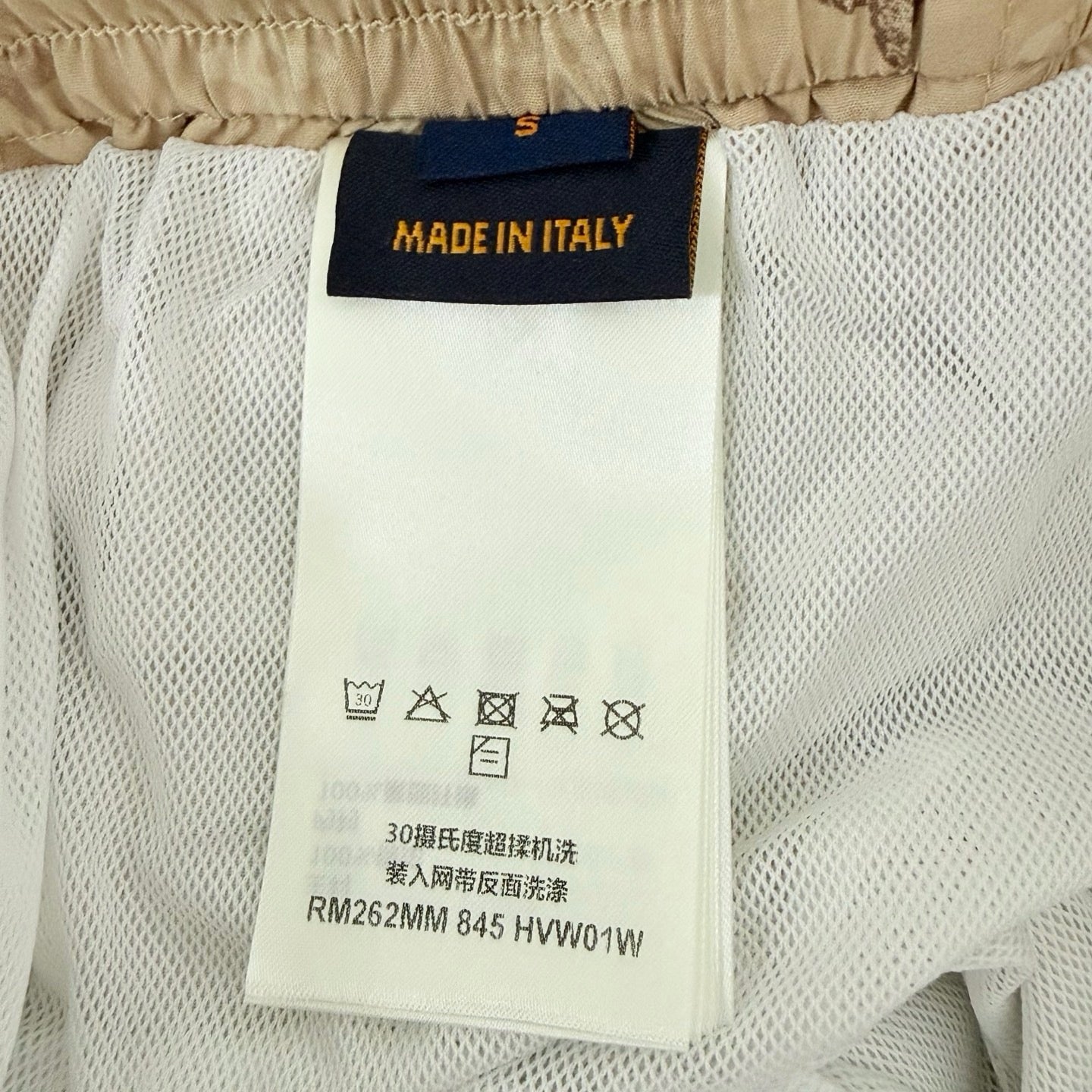 Multi-color Short