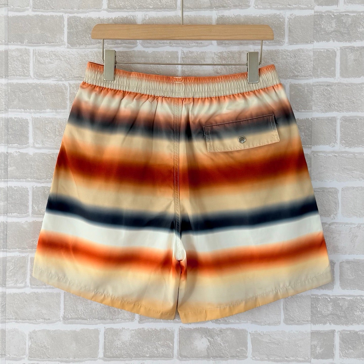 Multi-color Short
