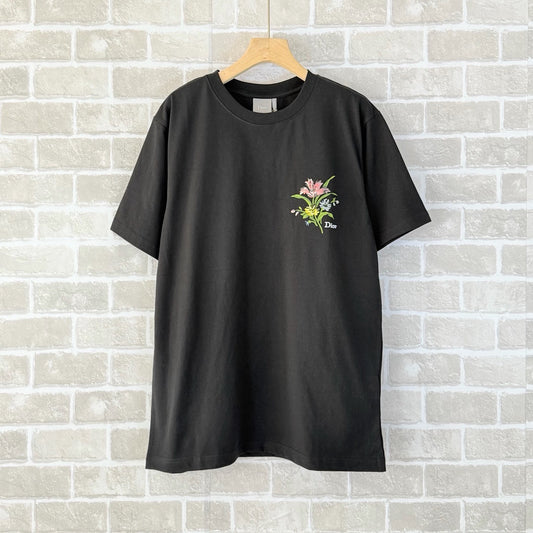White and Black T-shirt