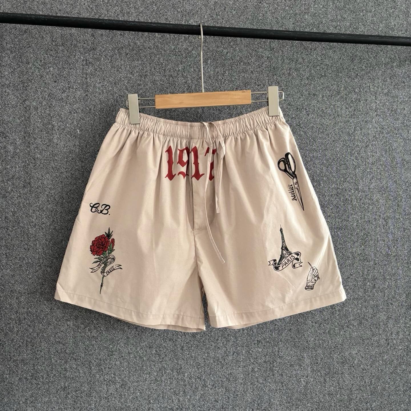 Multi-color Short
