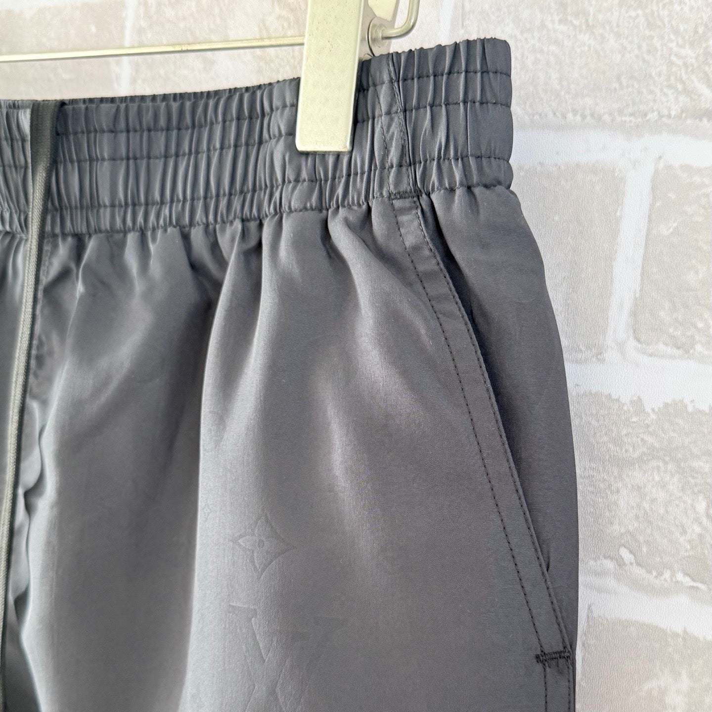 Black Short