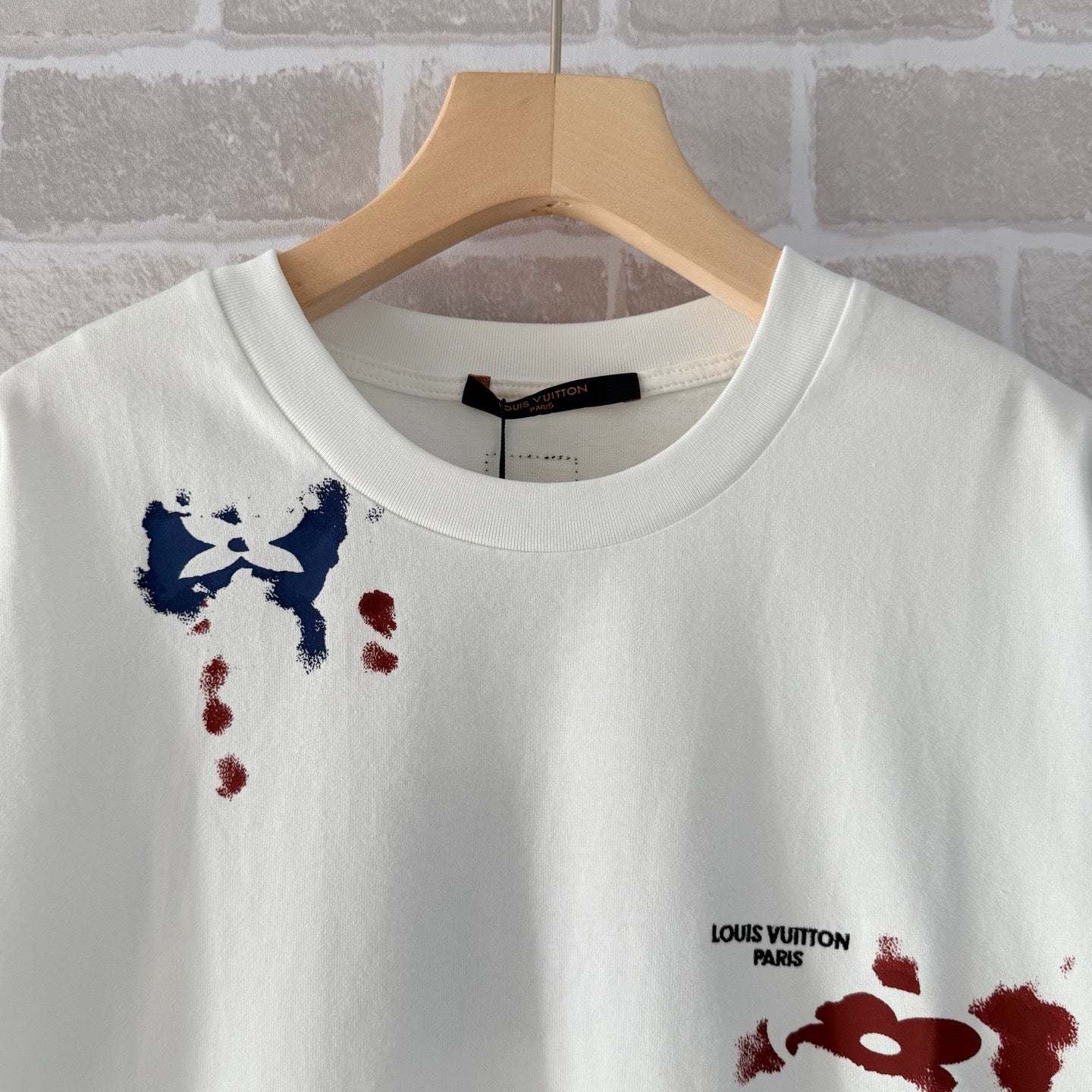 White T-shirt