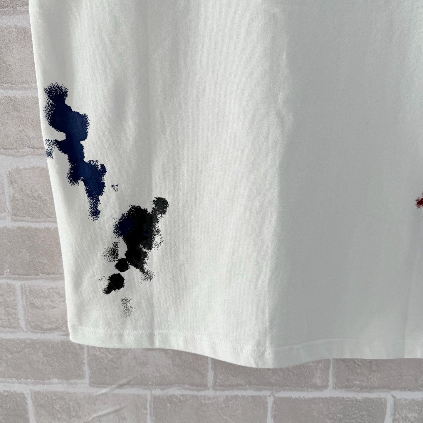 White T-shirt