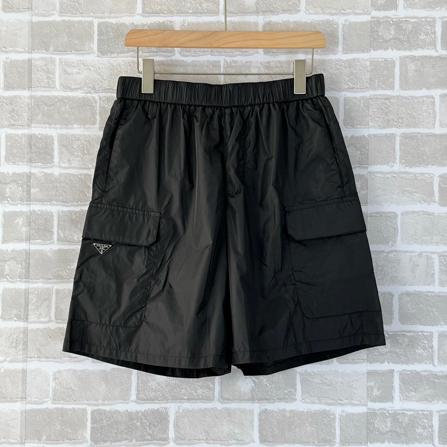 Multi-color Short