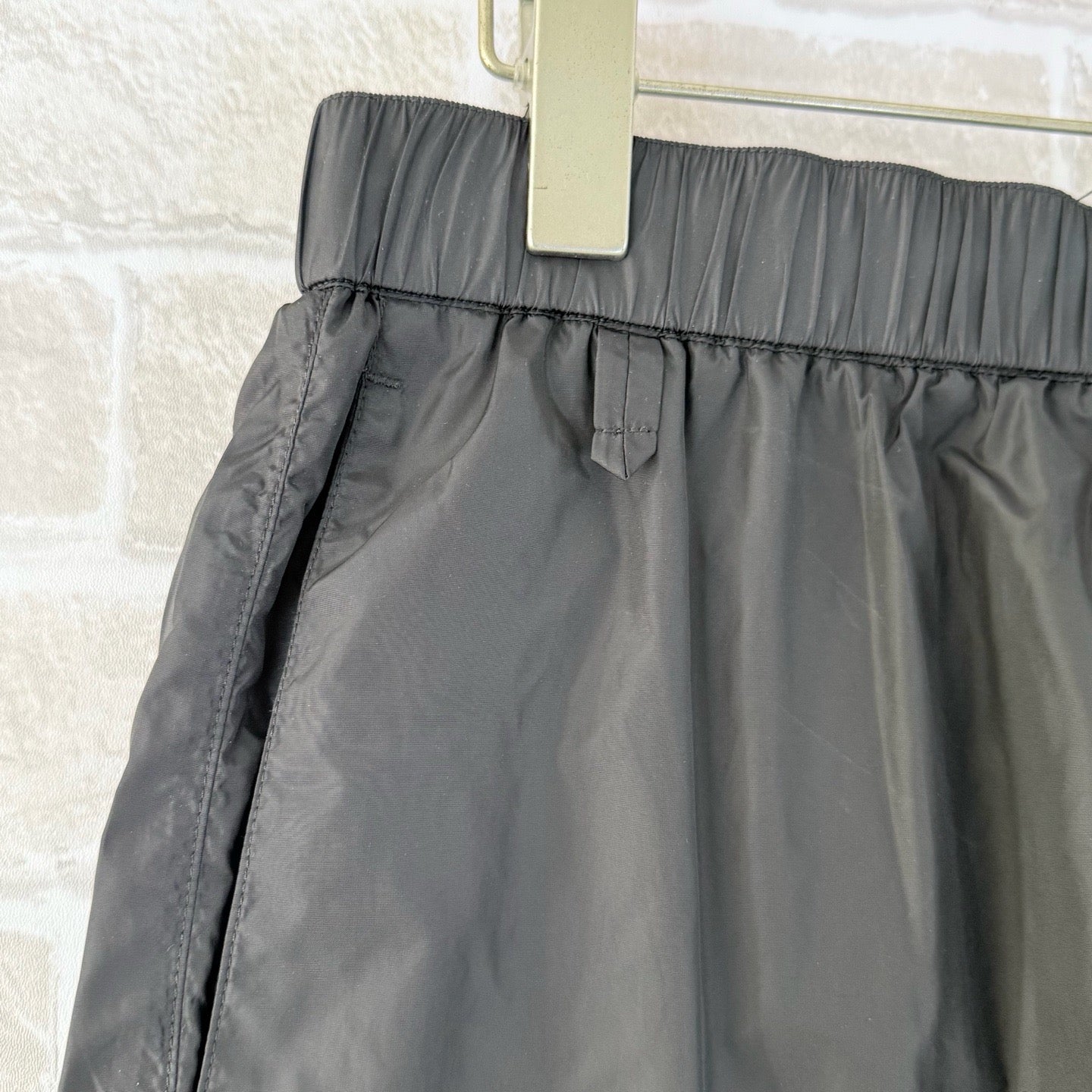 Multi-color Short