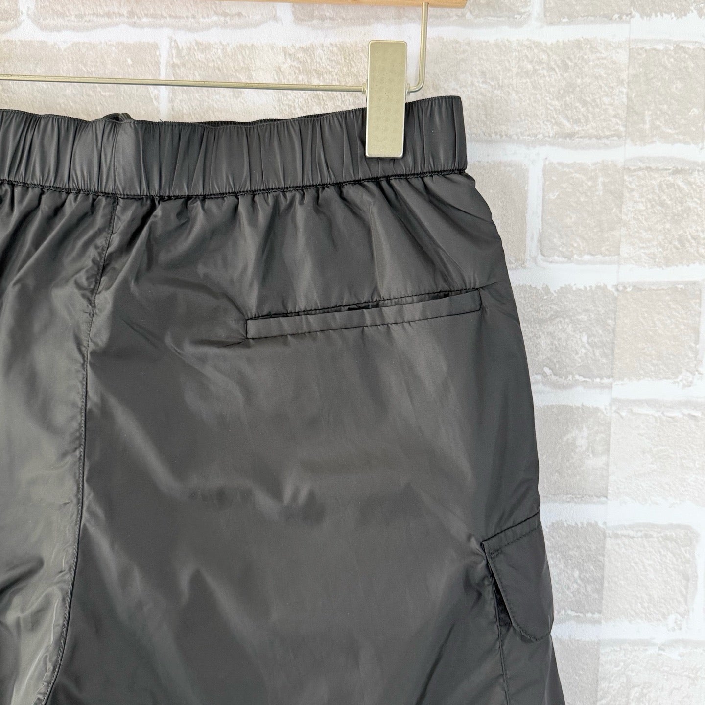 Multi-color Short