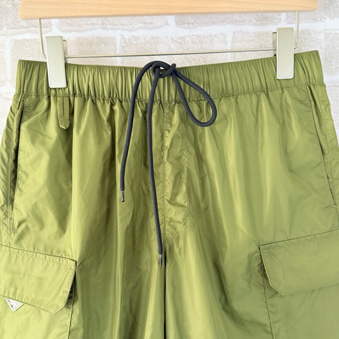 Multi-color Short