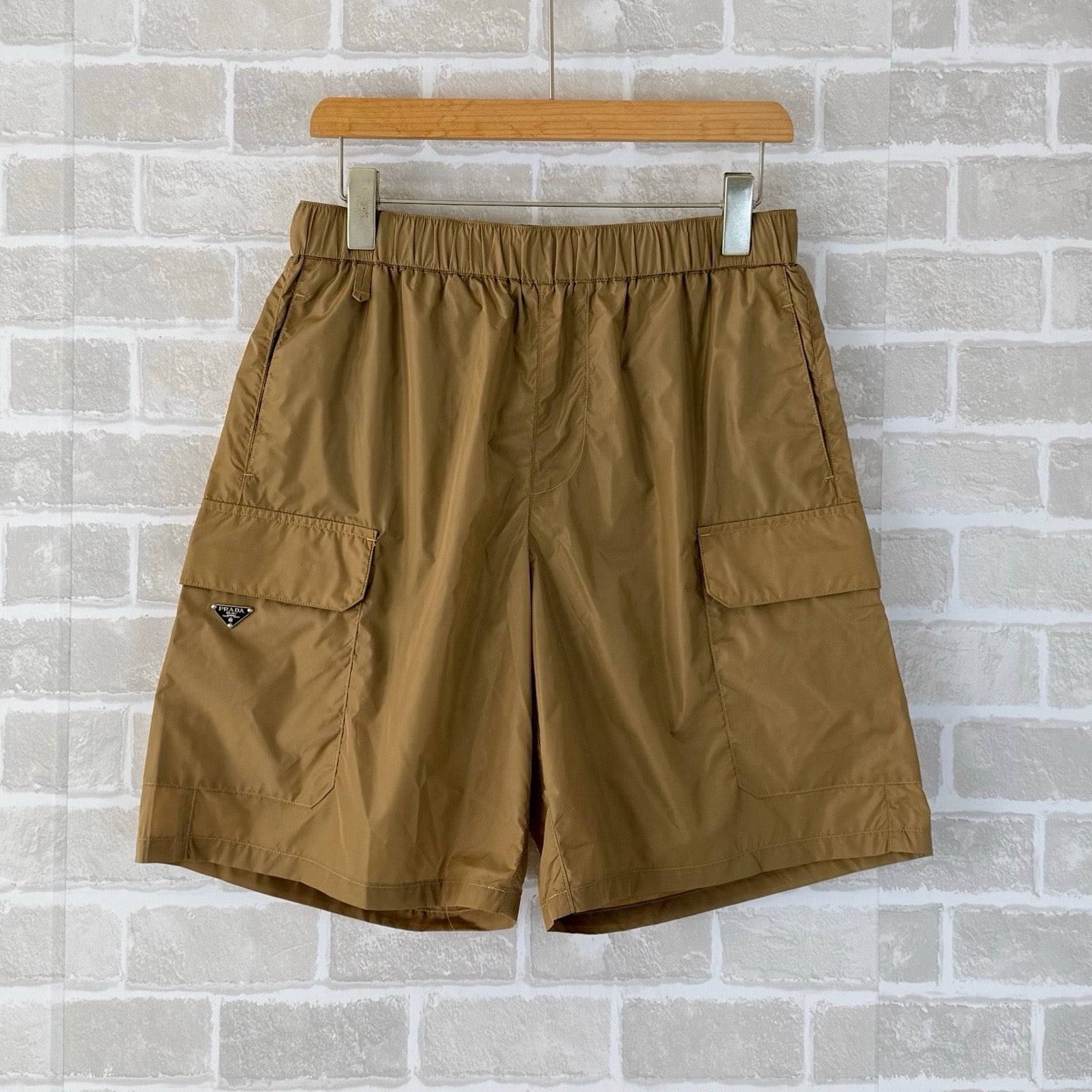 Multi-color Short