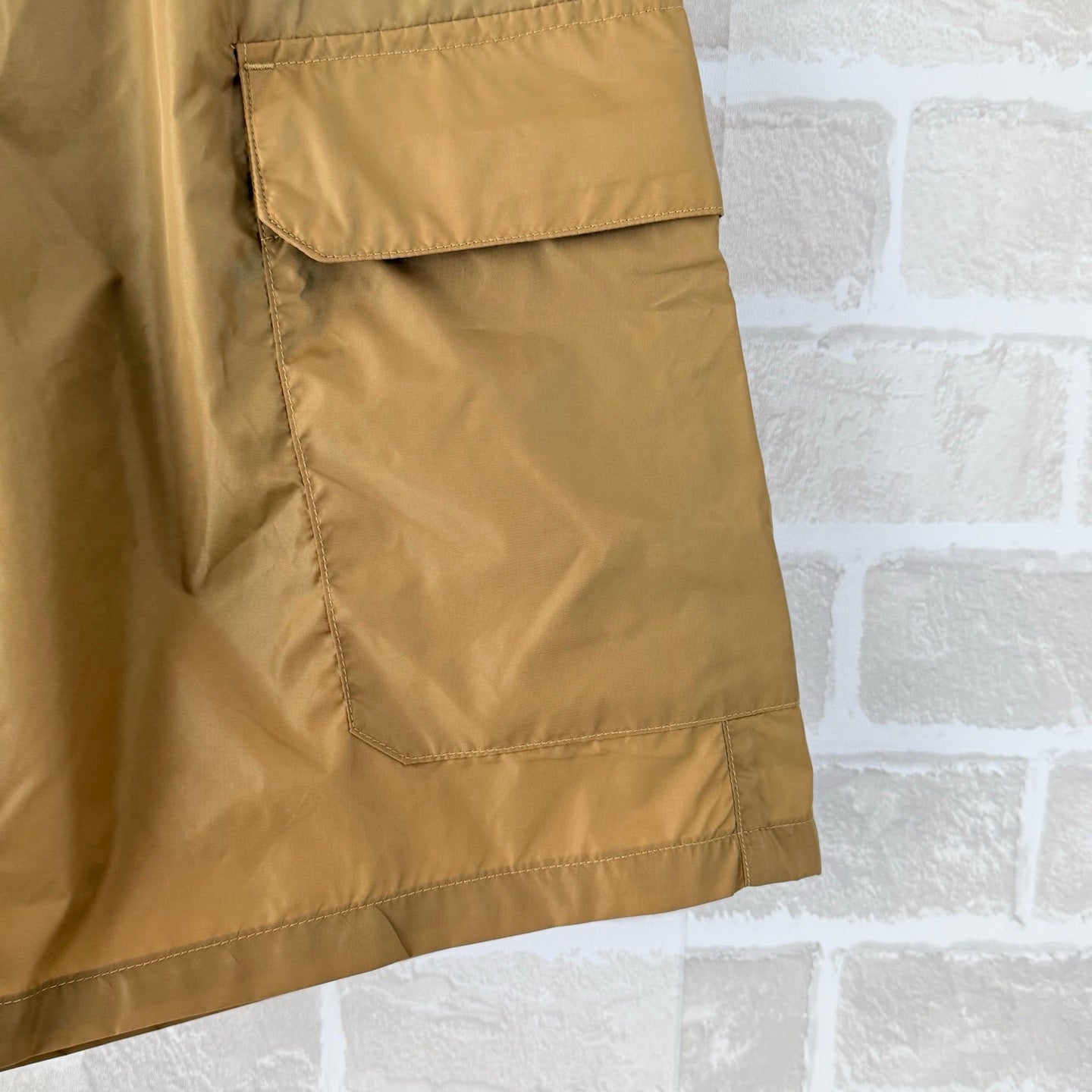 Multi-color Short