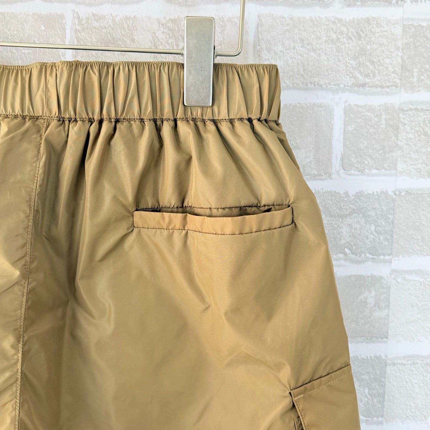 Multi-color Short