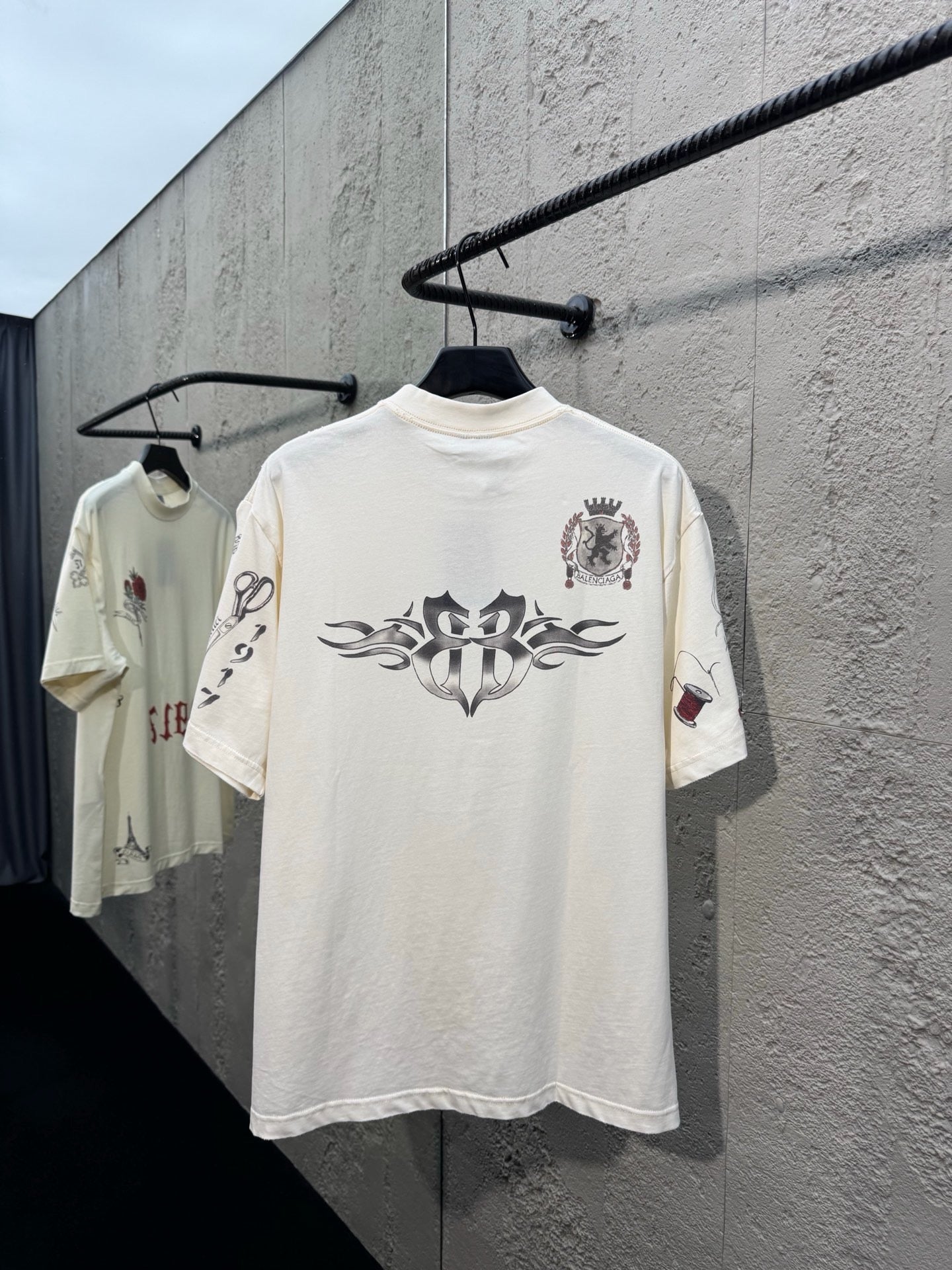 White T-shirt