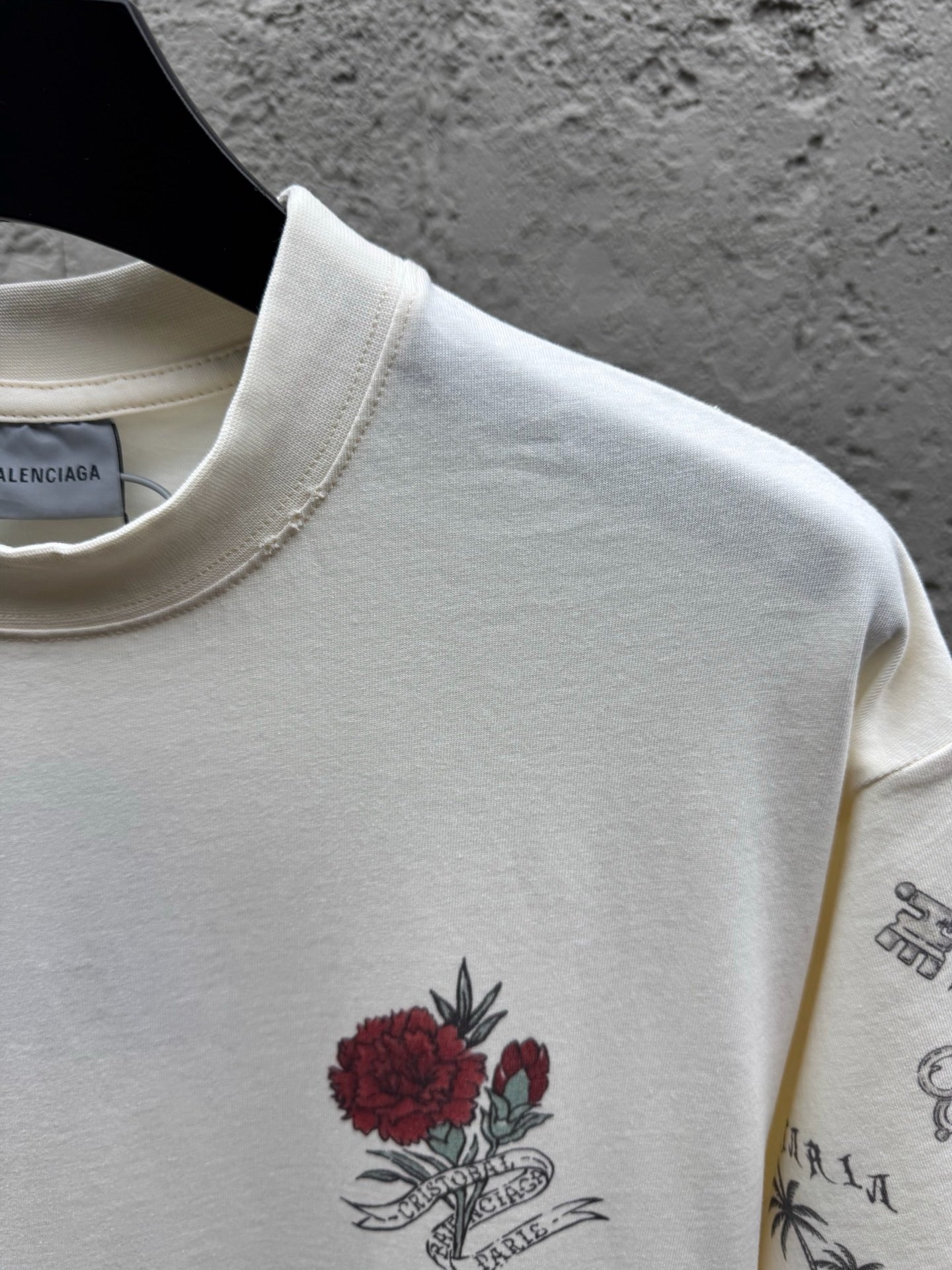 White T-shirt