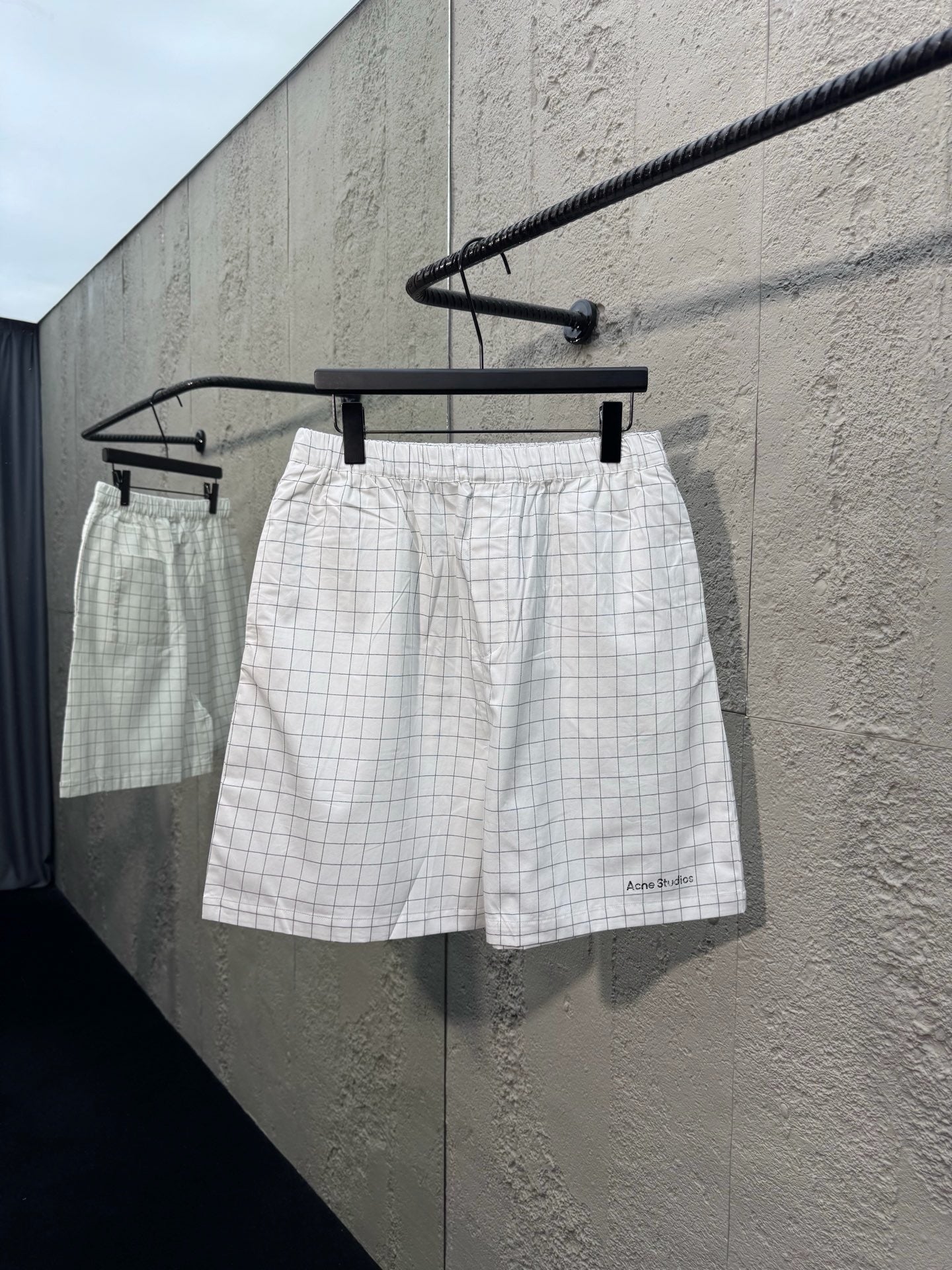 White Short