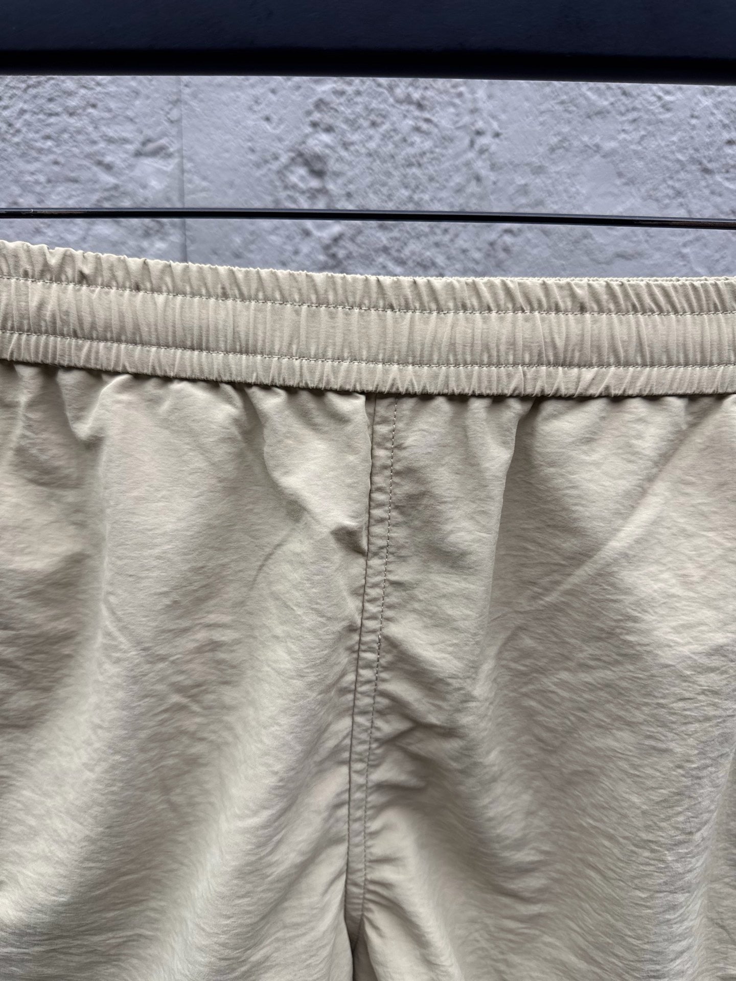 Multi-color Short