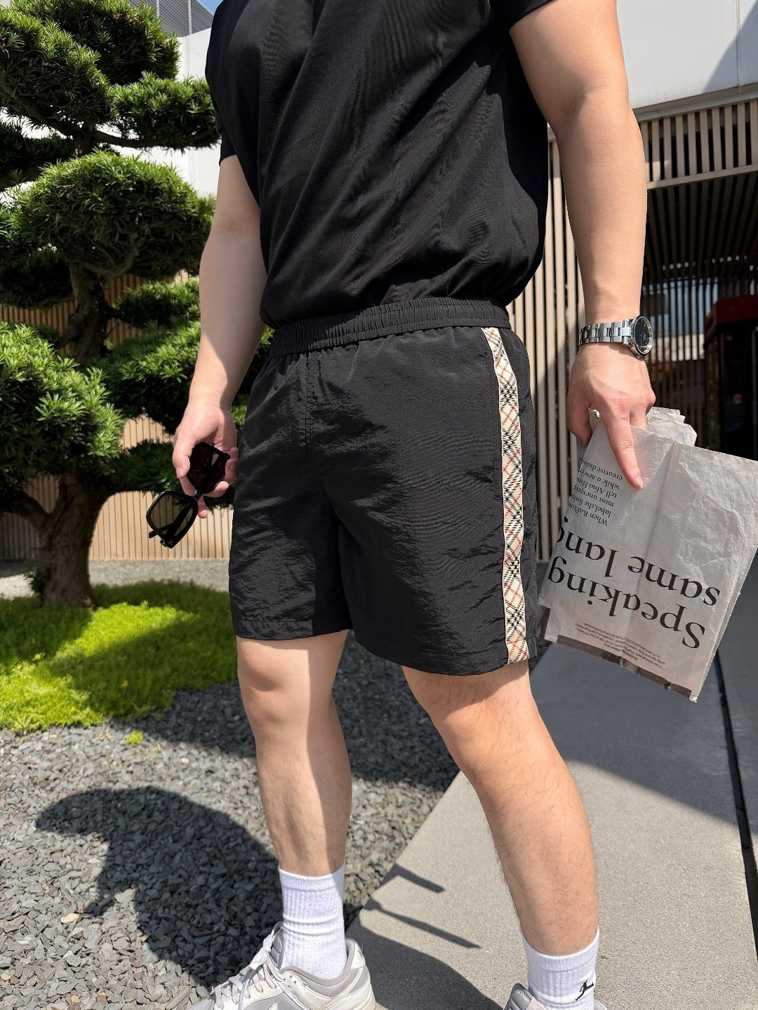 Multi-color Short
