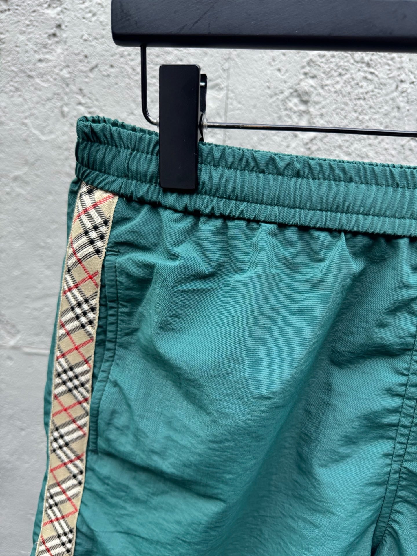 Multi-color Short