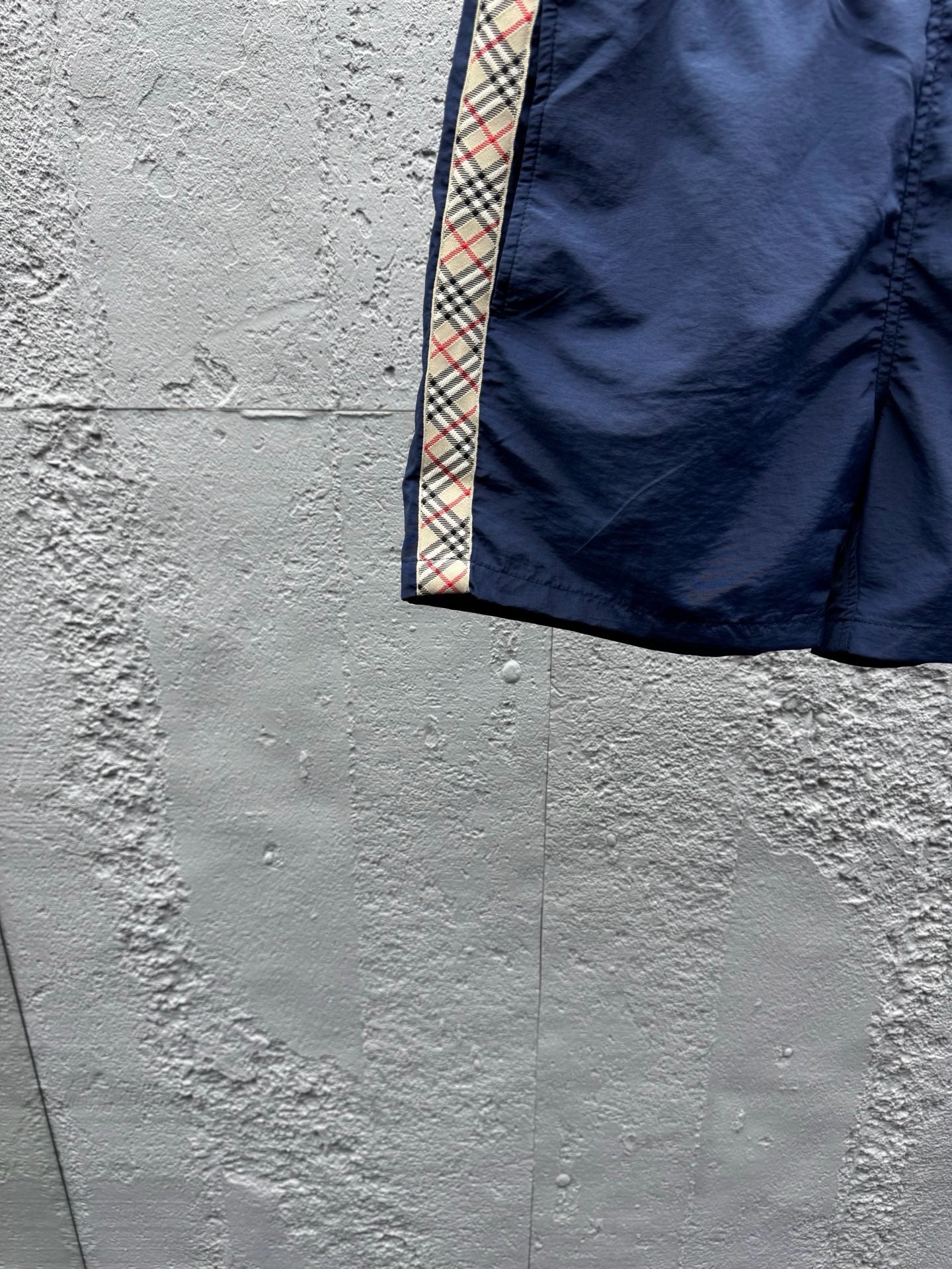 Multi-color Short