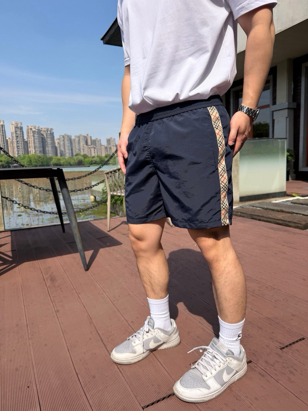 Multi-color Short