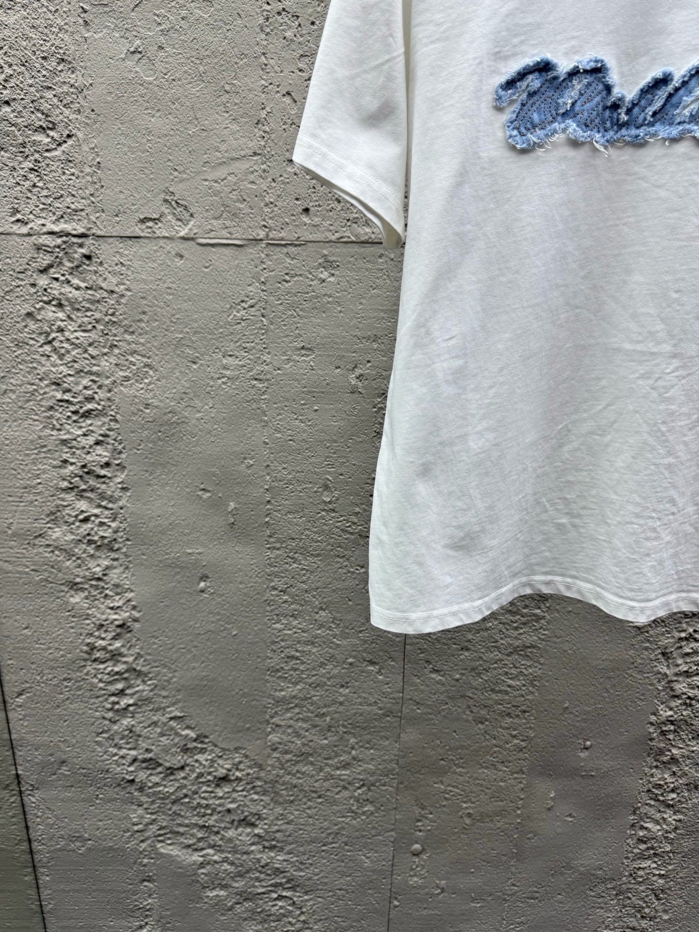 White T-shirt