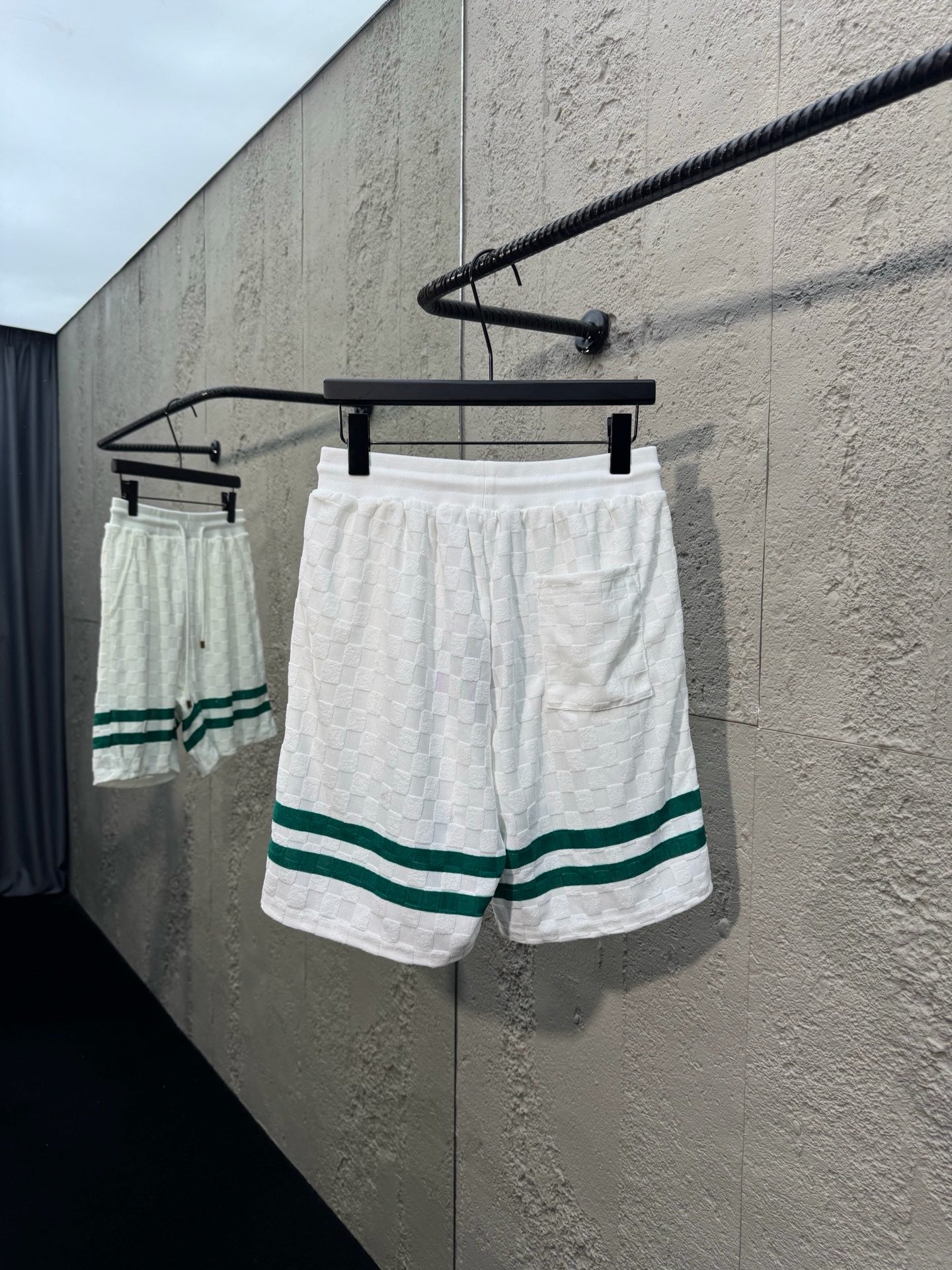 White Short