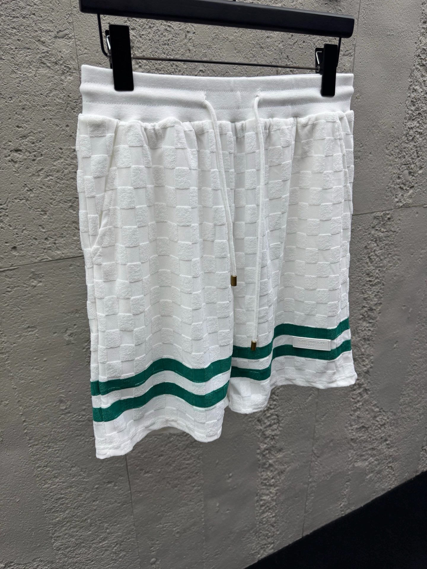 White Short