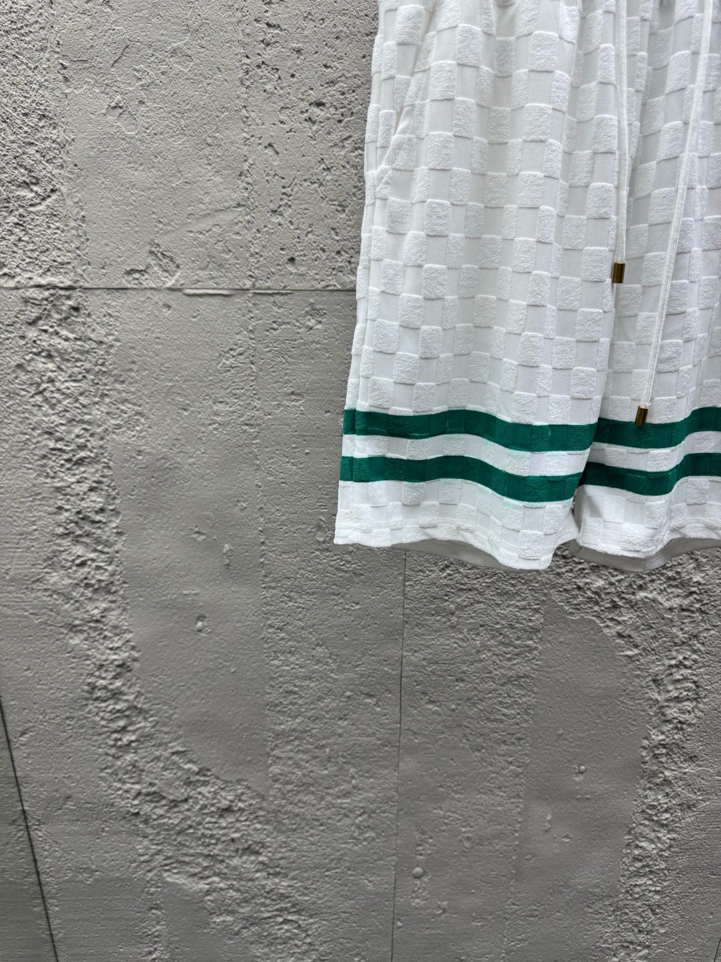 White Short