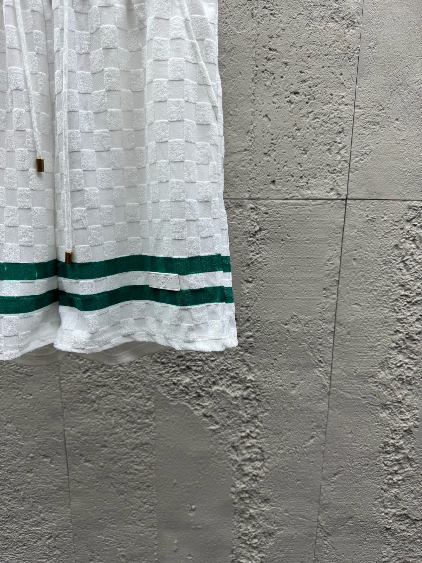 White Short