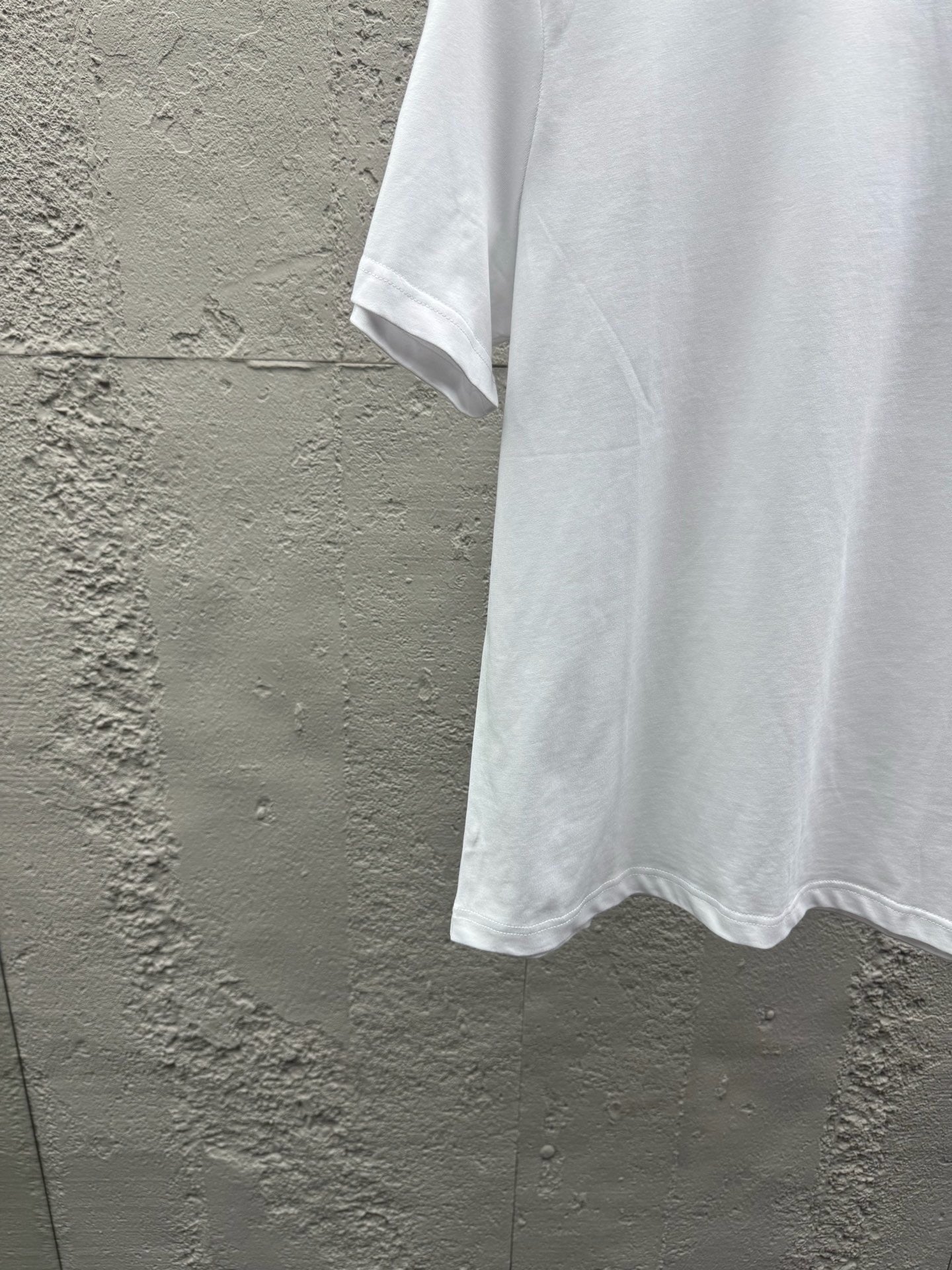 White T-shirt