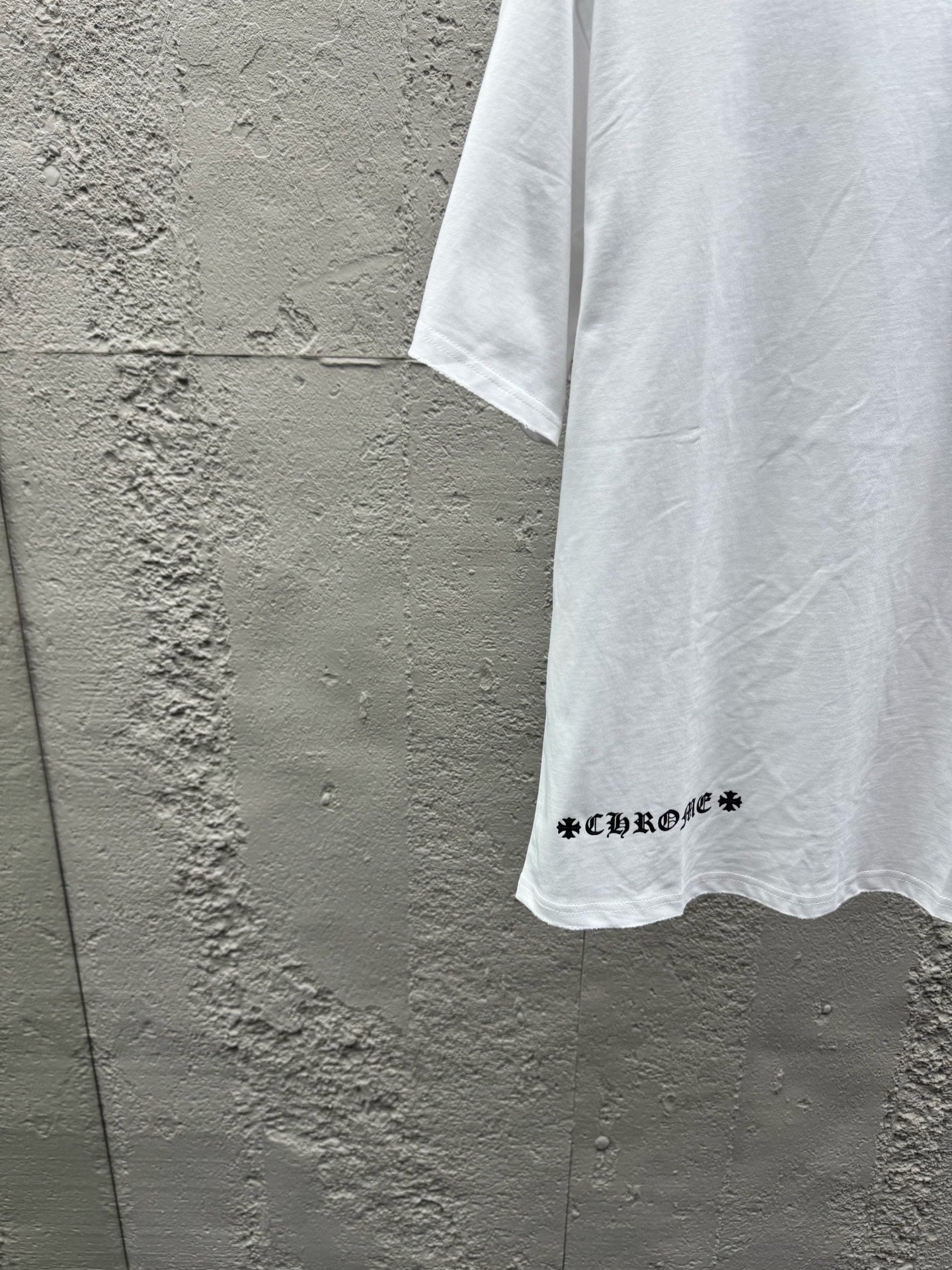 White T-shirt