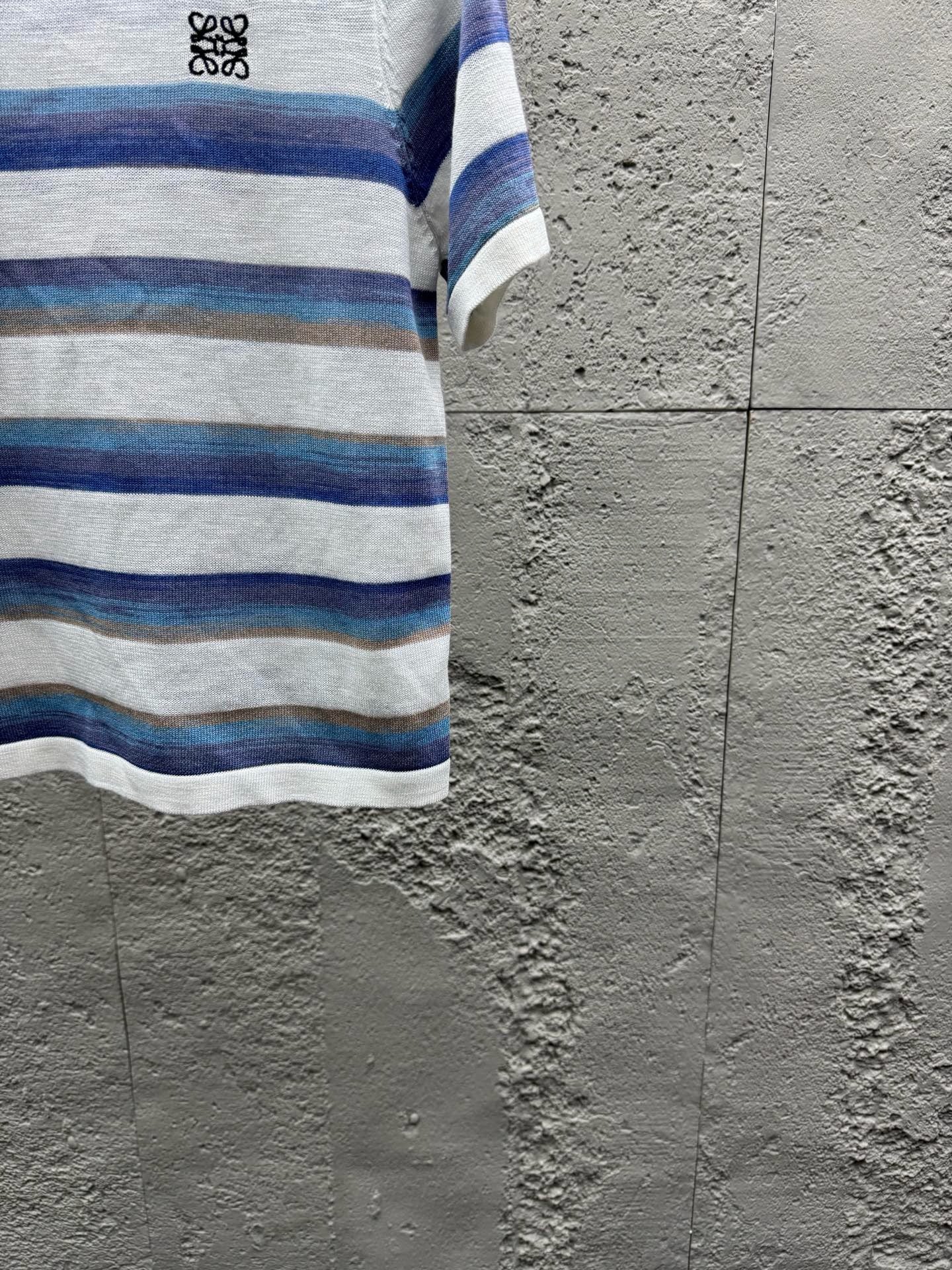 Multi-color T-shirt