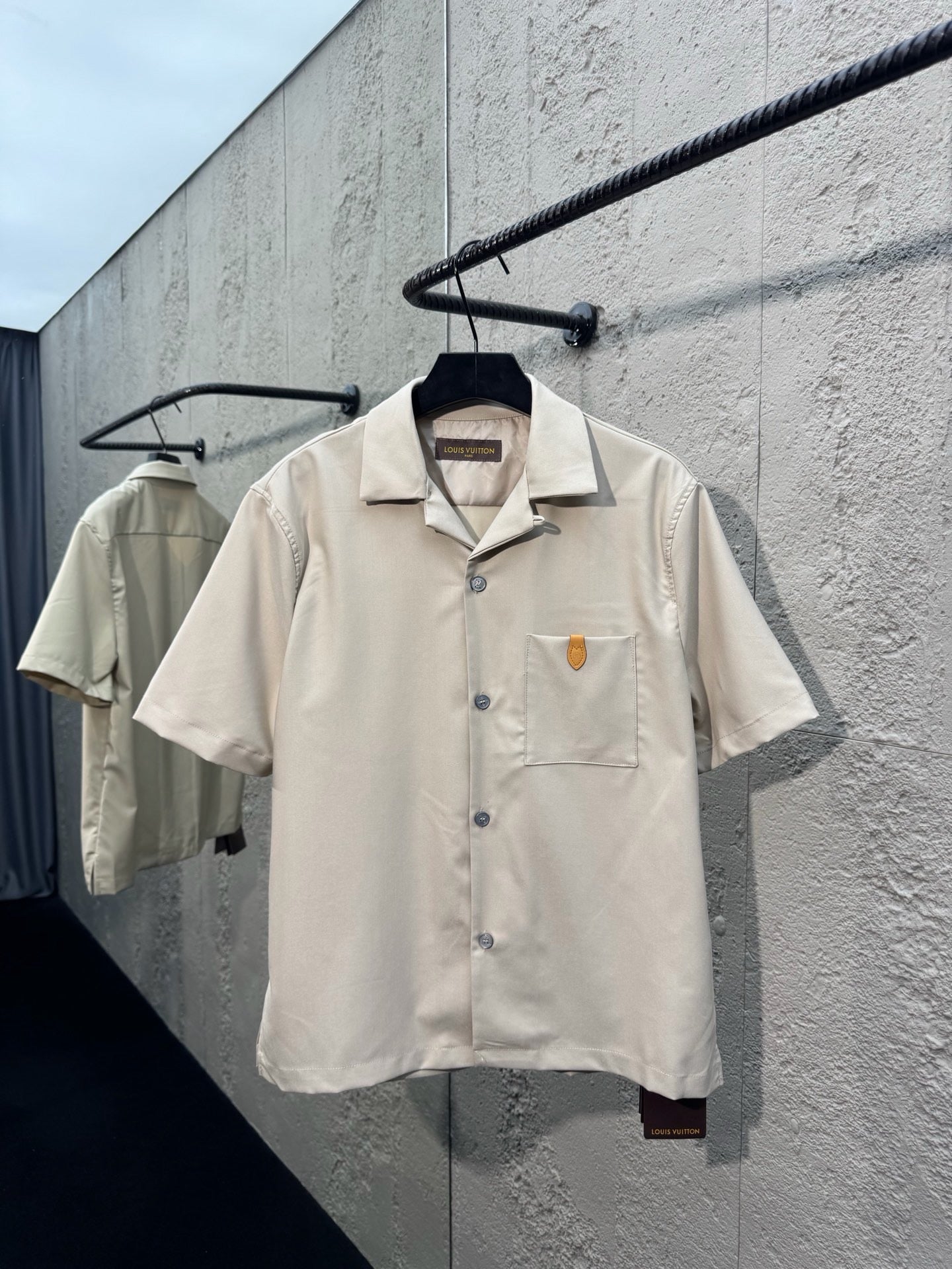 Off-white Shirt