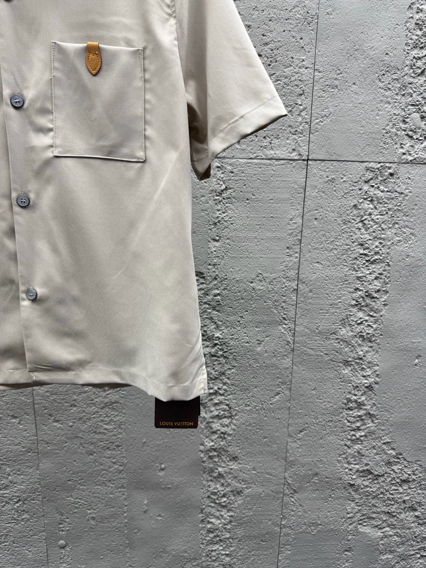 Off-white Shirt