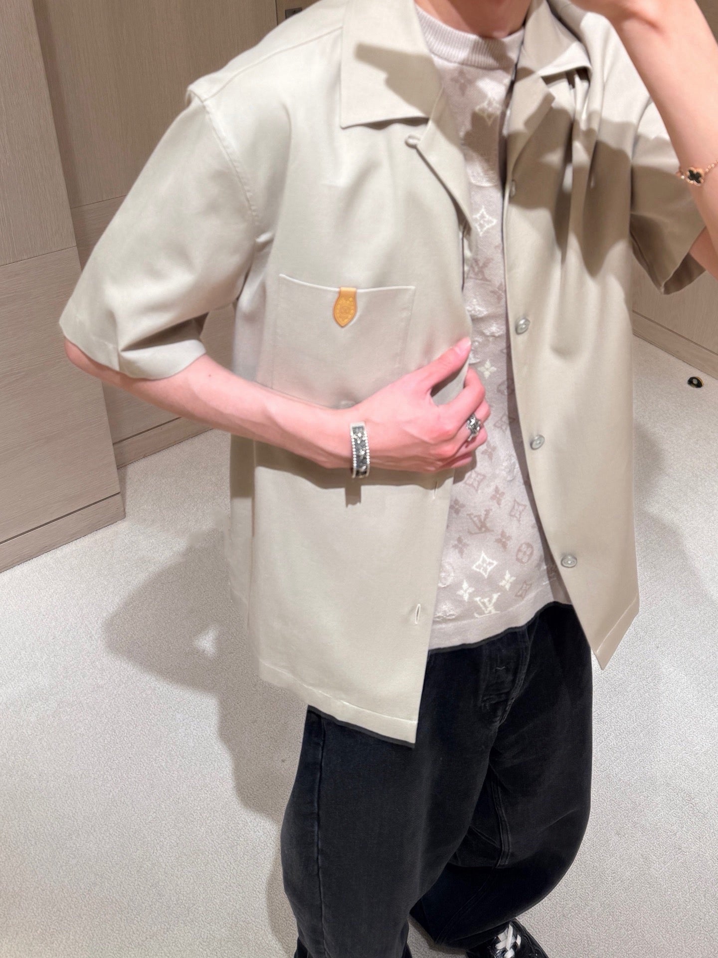 Off-white Shirt