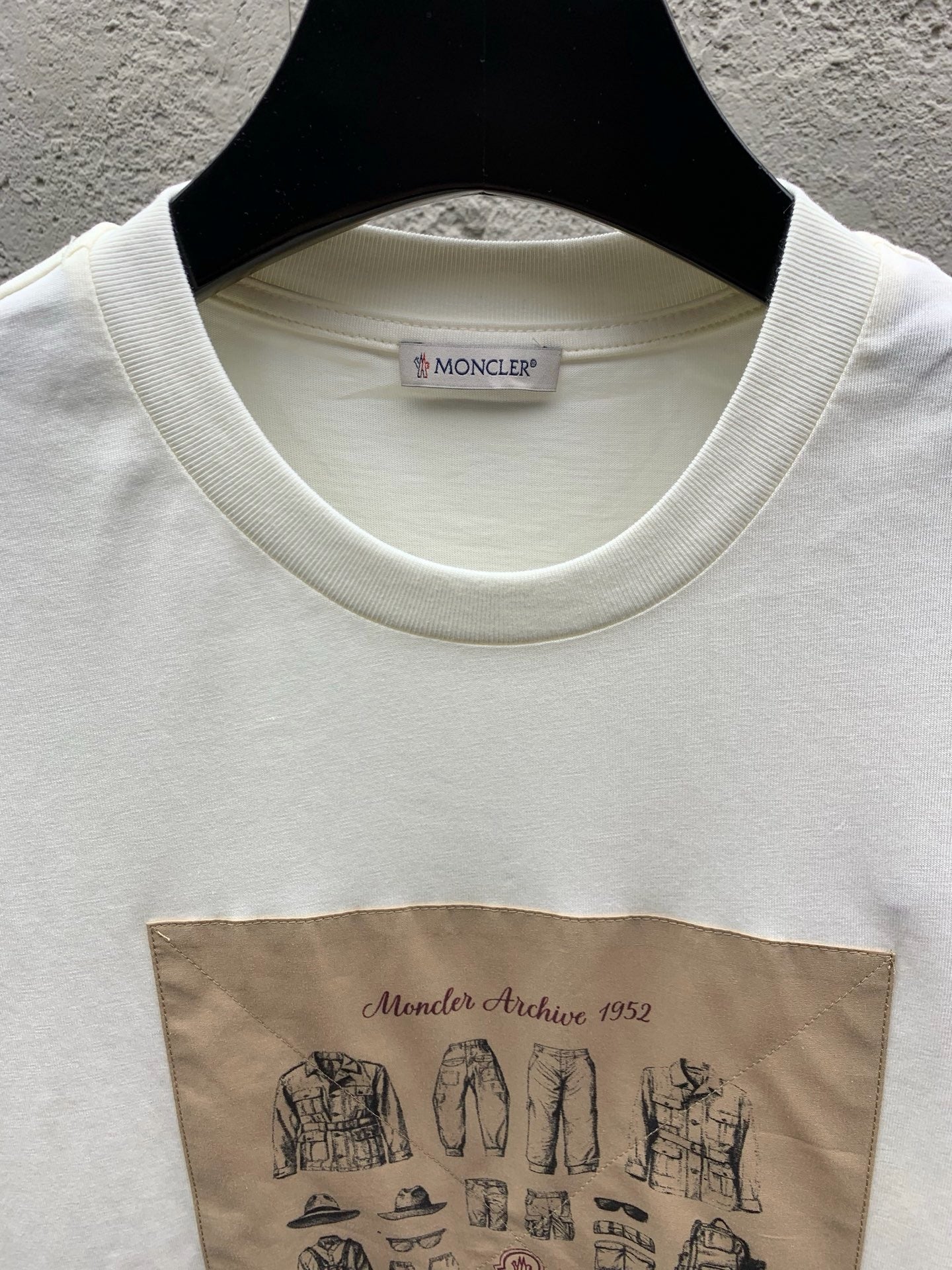 White T-shirt