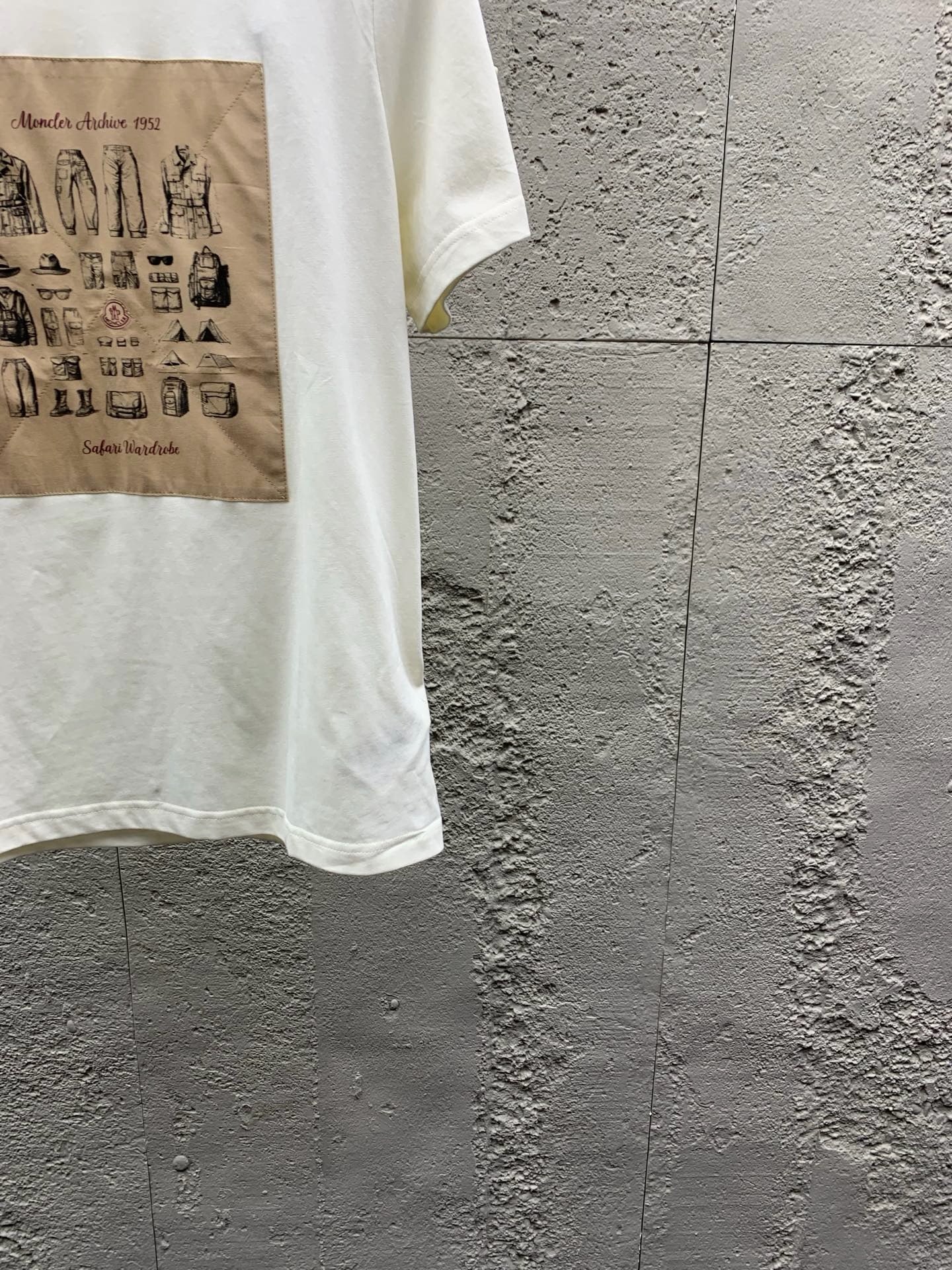 White T-shirt